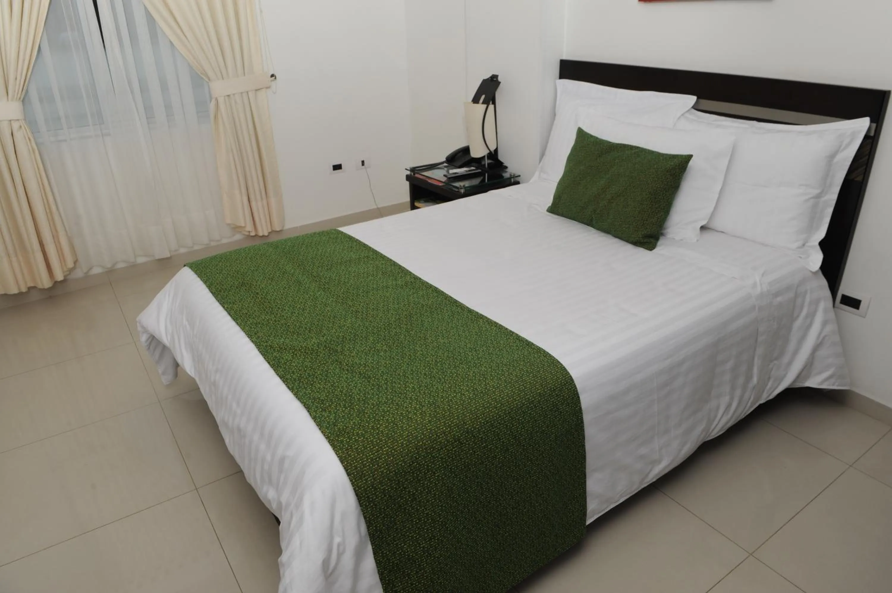 Photo of the whole room, Bed in Hotel San José Plaza