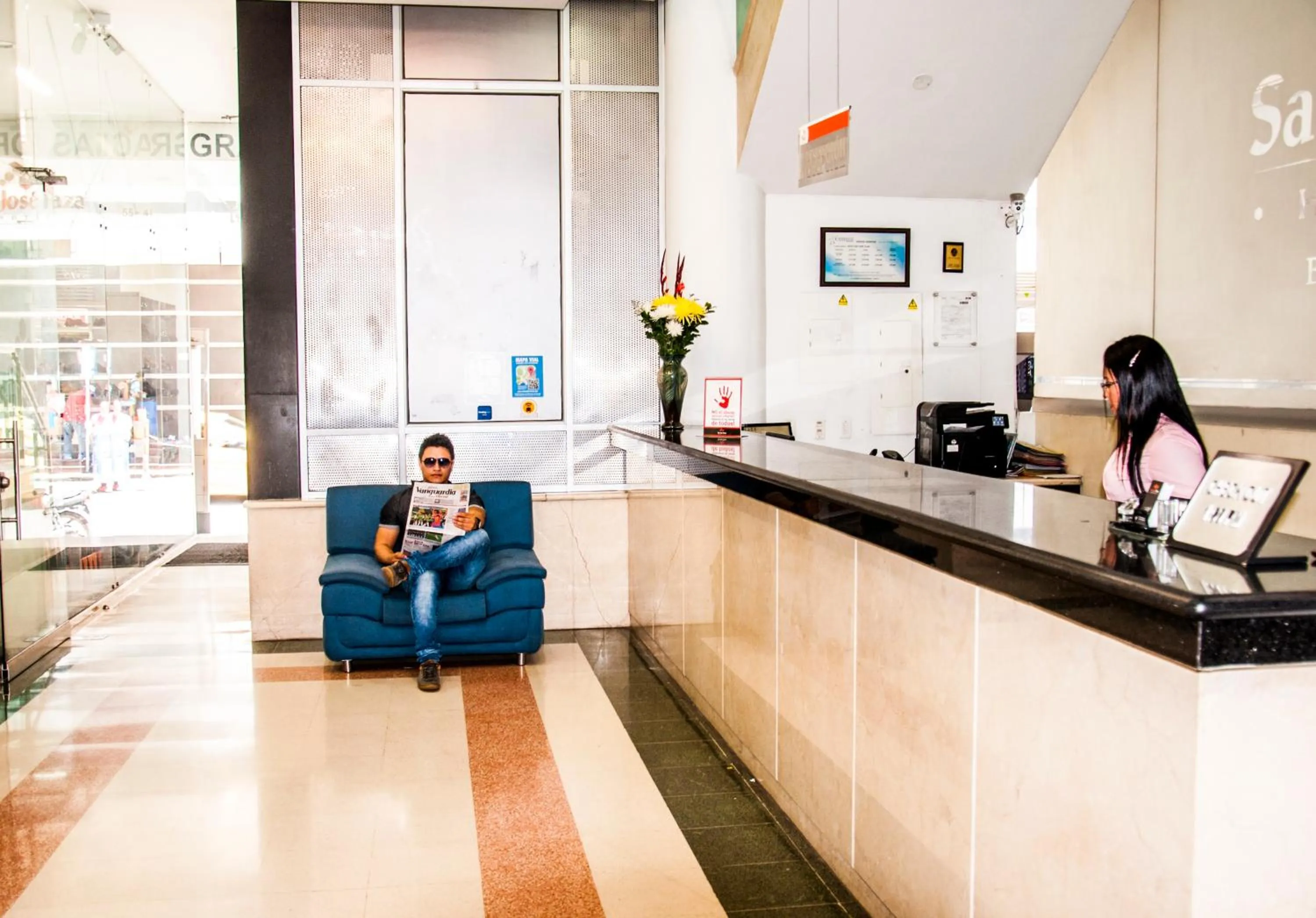 Lobby or reception in Hotel San José Plaza