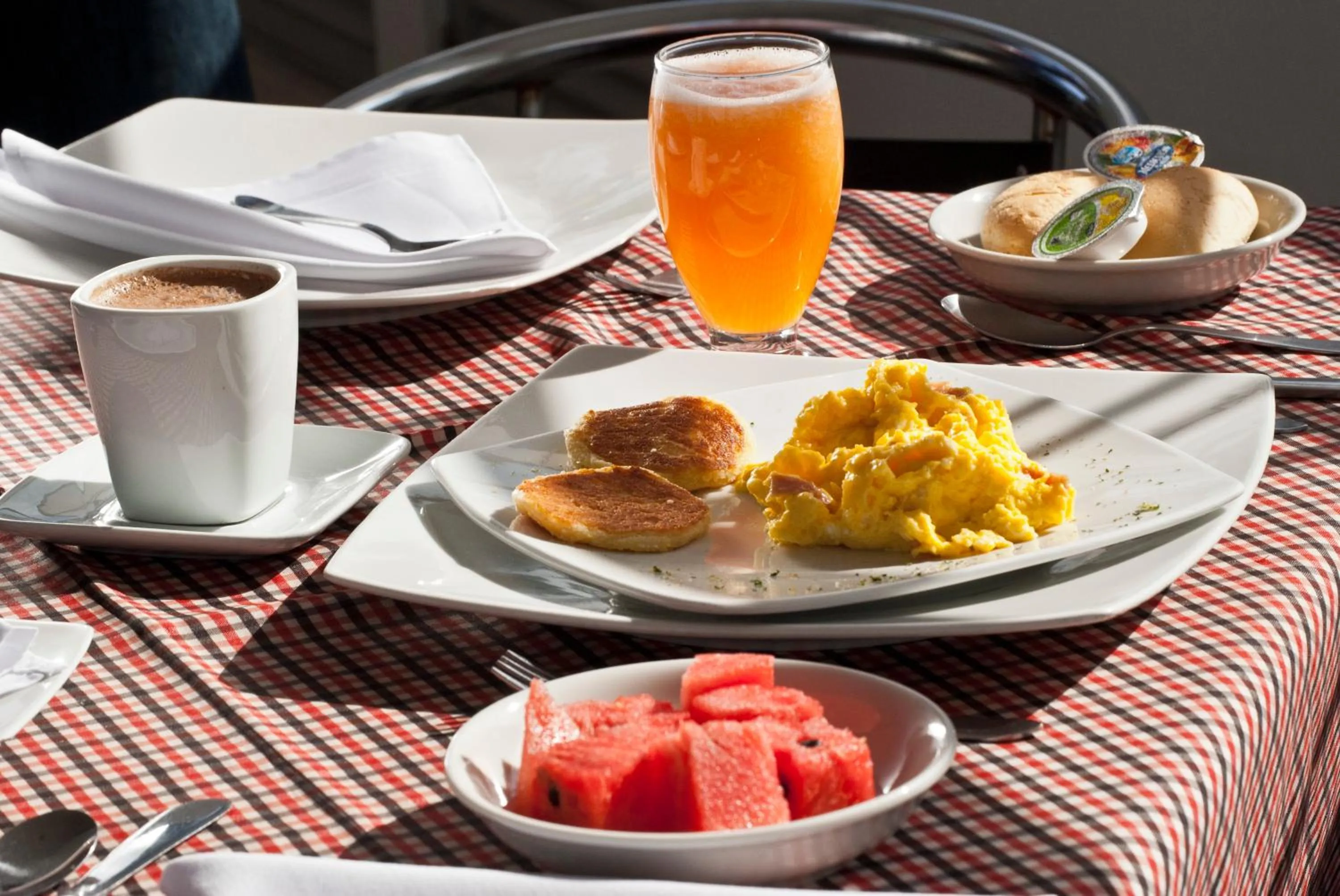 Restaurant/places to eat in Hotel San José Plaza