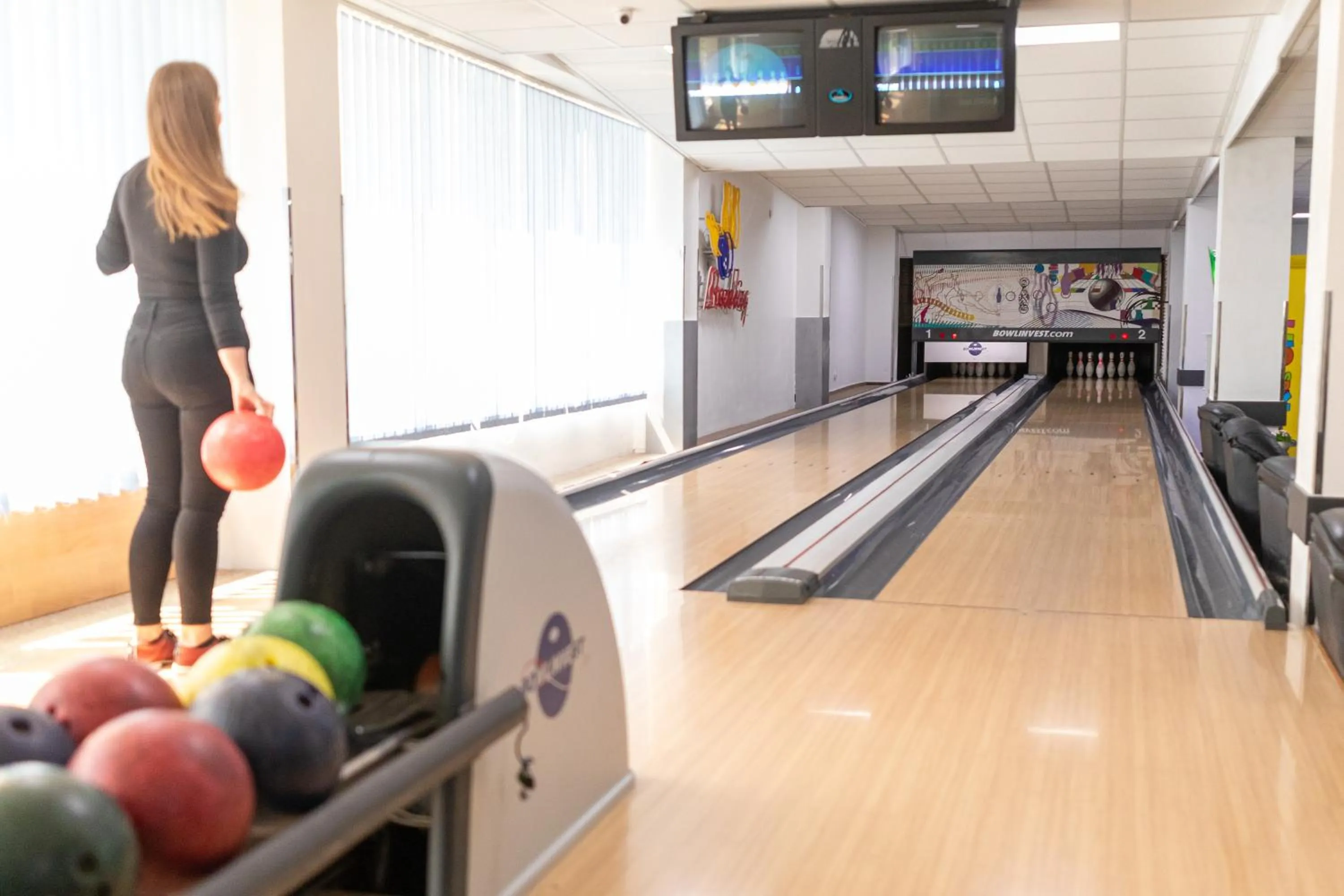 Bowling in Hotel Silver