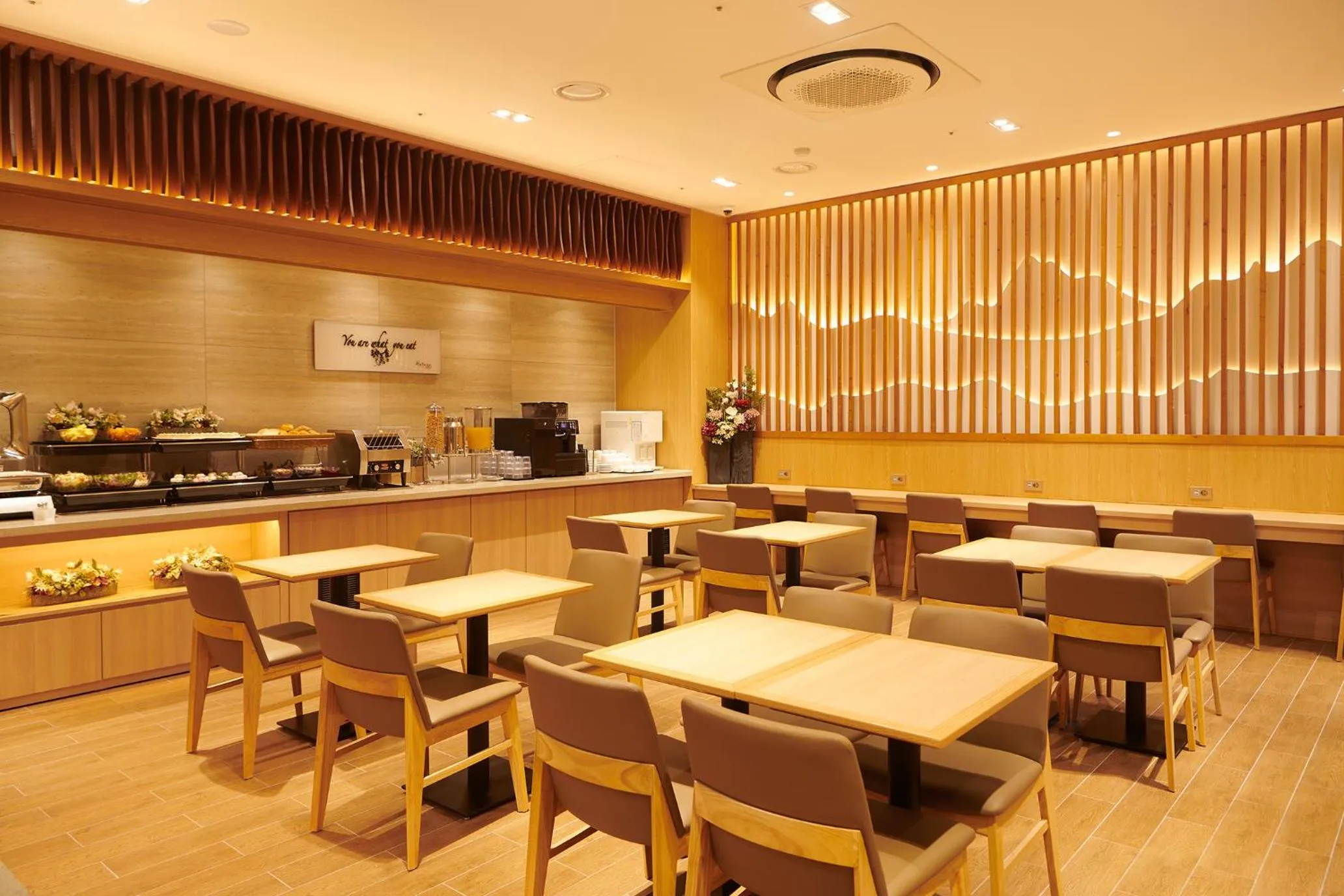 Restaurant/places to eat in Dormy Inn EXPRESS SEOUL Insadong