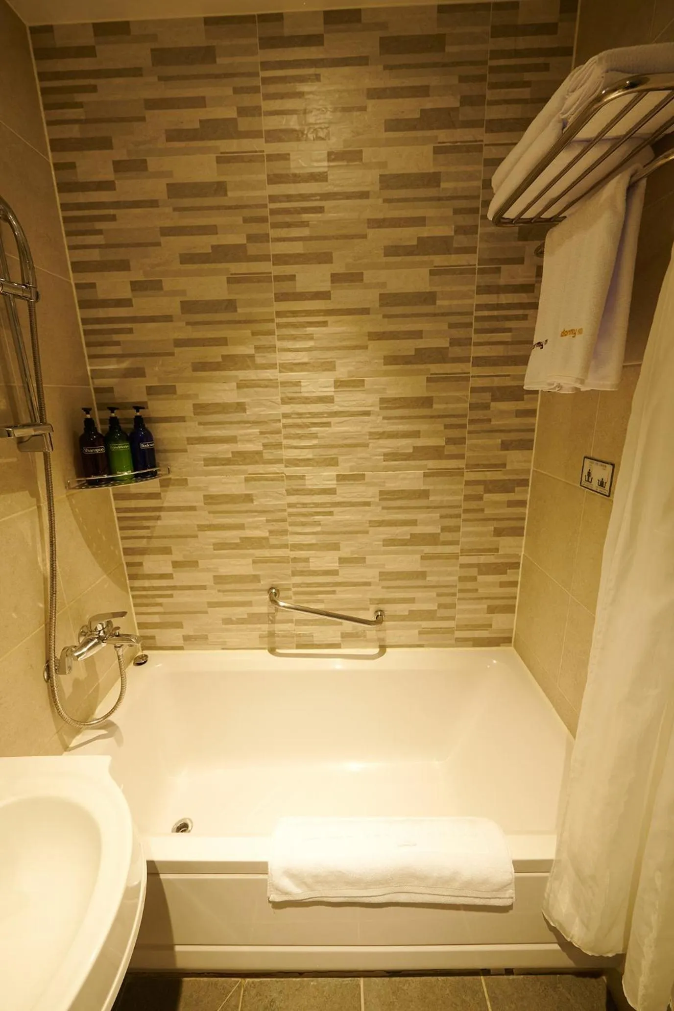 Bathroom in Dormy Inn EXPRESS SEOUL Insadong