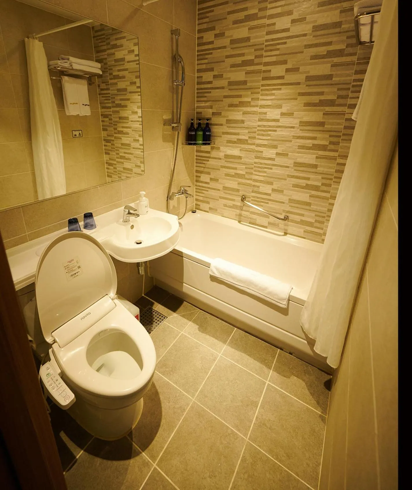 Bathroom in Dormy Inn EXPRESS SEOUL Insadong