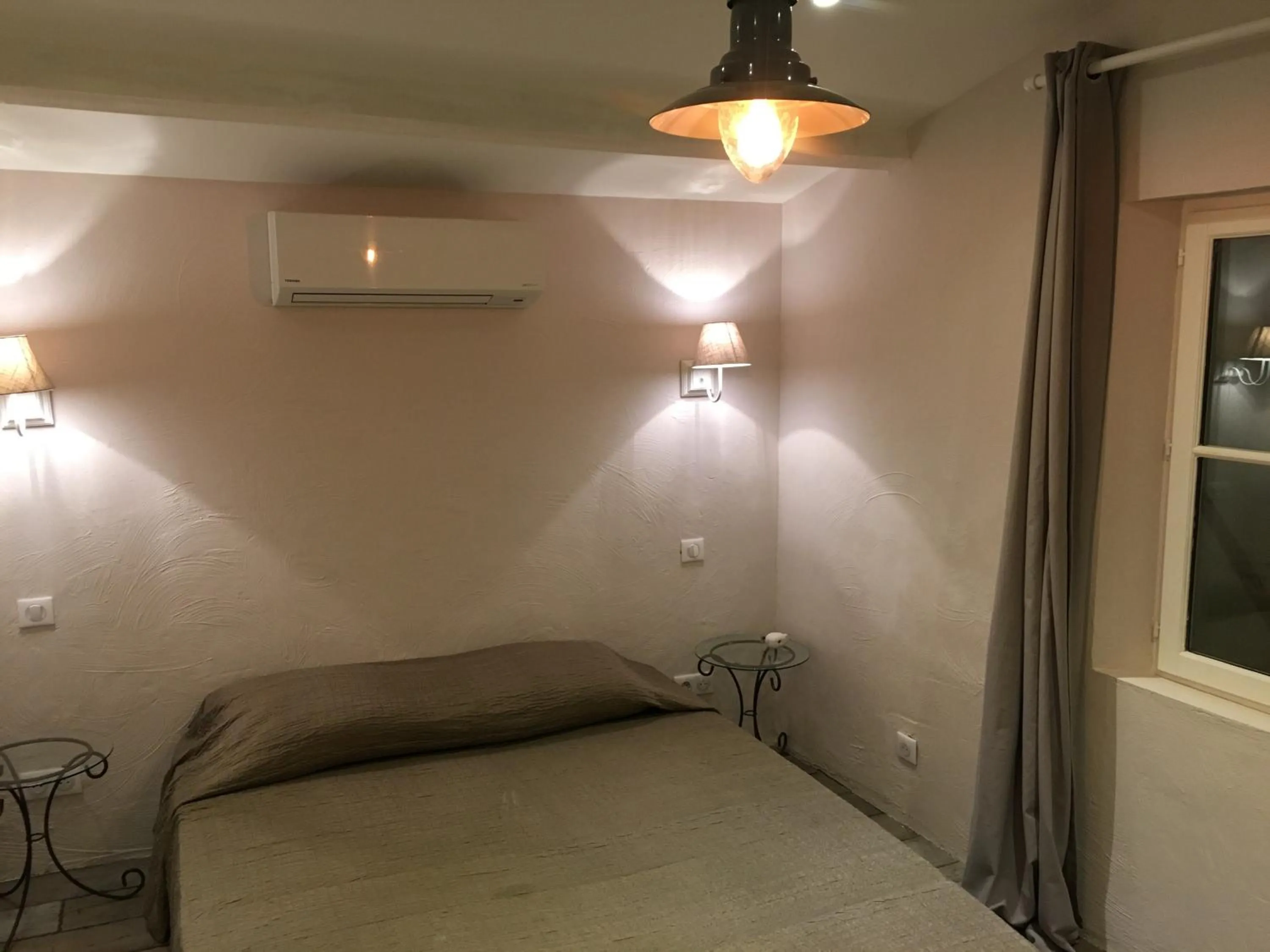 Bed in Le Champmazet