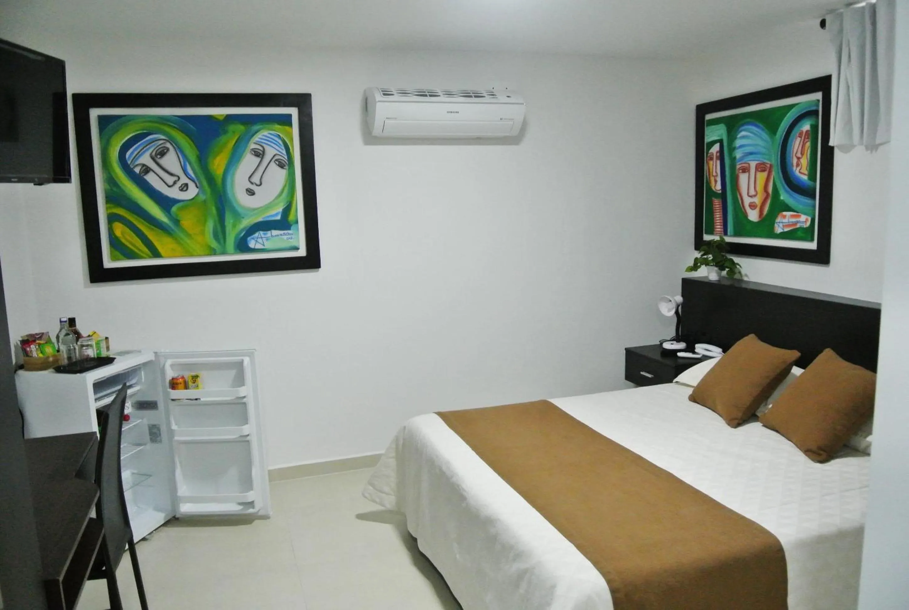 Bedroom, Bed in Hotel San Martin