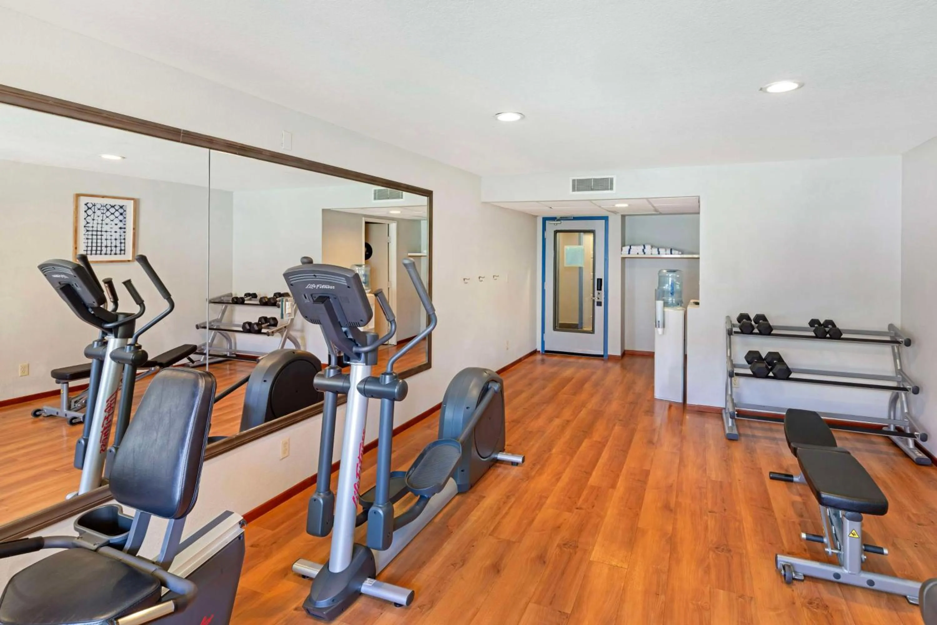 Fitness centre/facilities in Best Western Posada Royale Hotel & Suites
