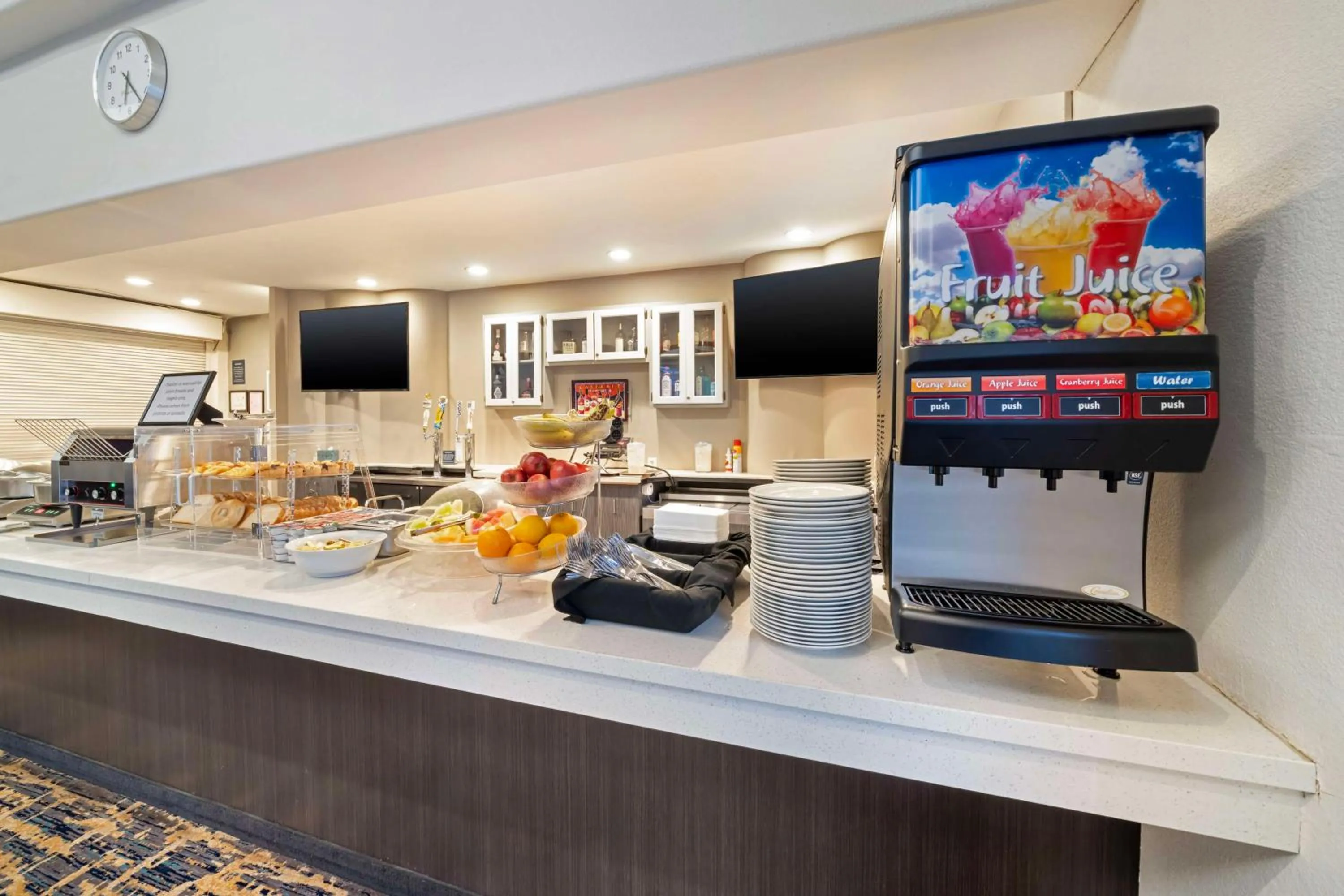 Breakfast in Best Western Posada Royale Hotel & Suites