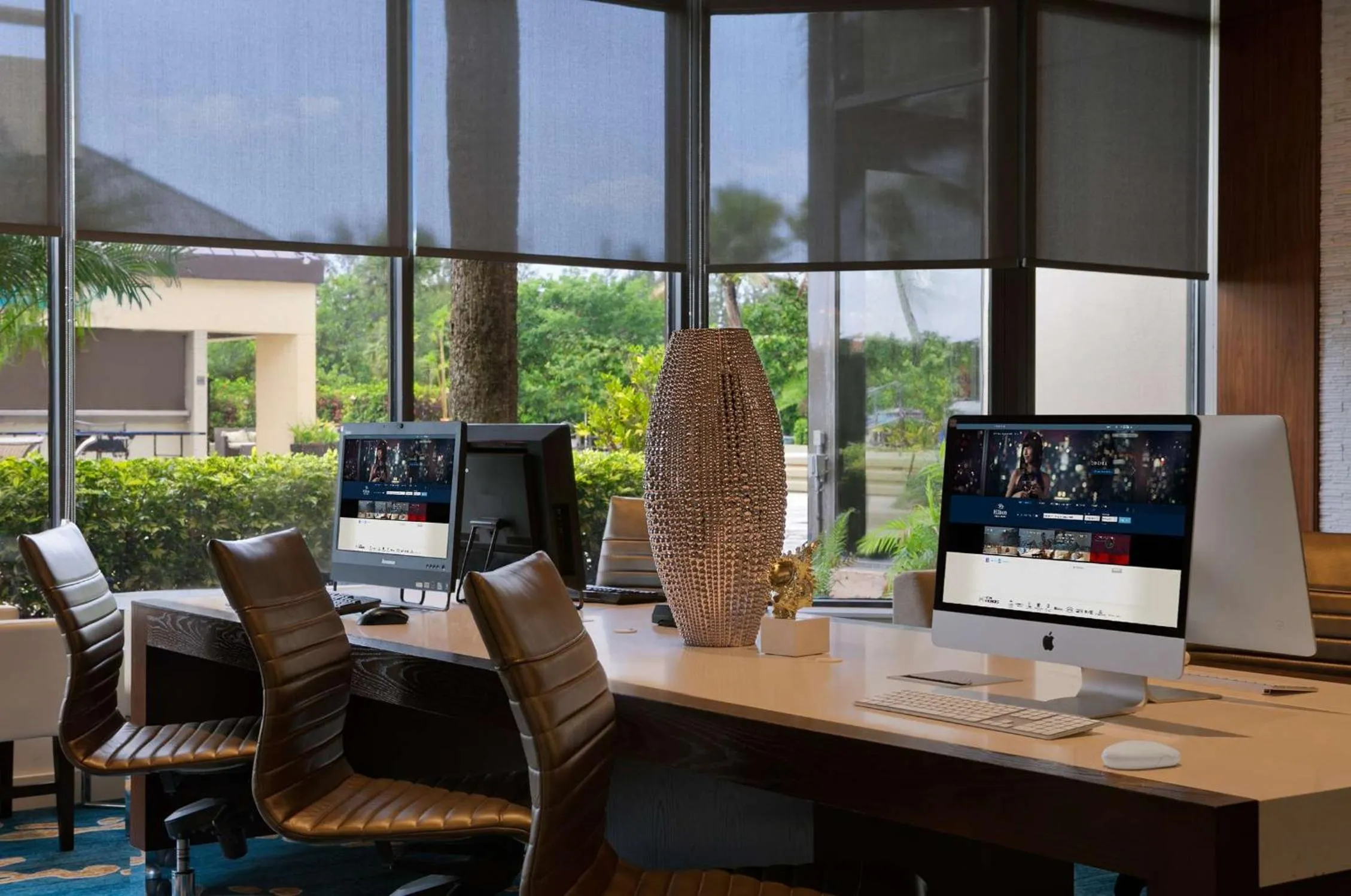 Business facilities in Hilton Miami Airport Blue Lagoon