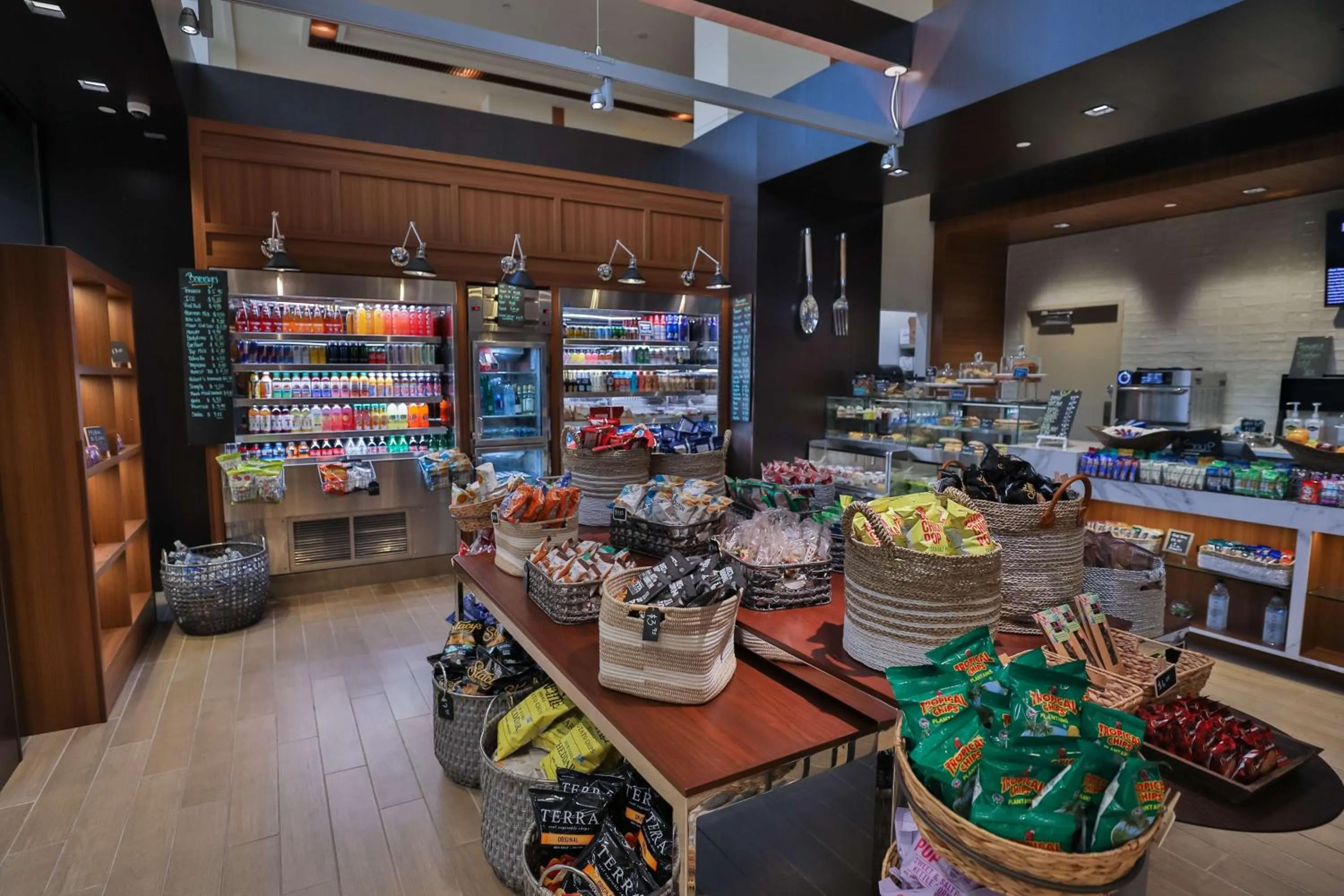 Restaurant/places to eat in Hilton Miami Airport Blue Lagoon