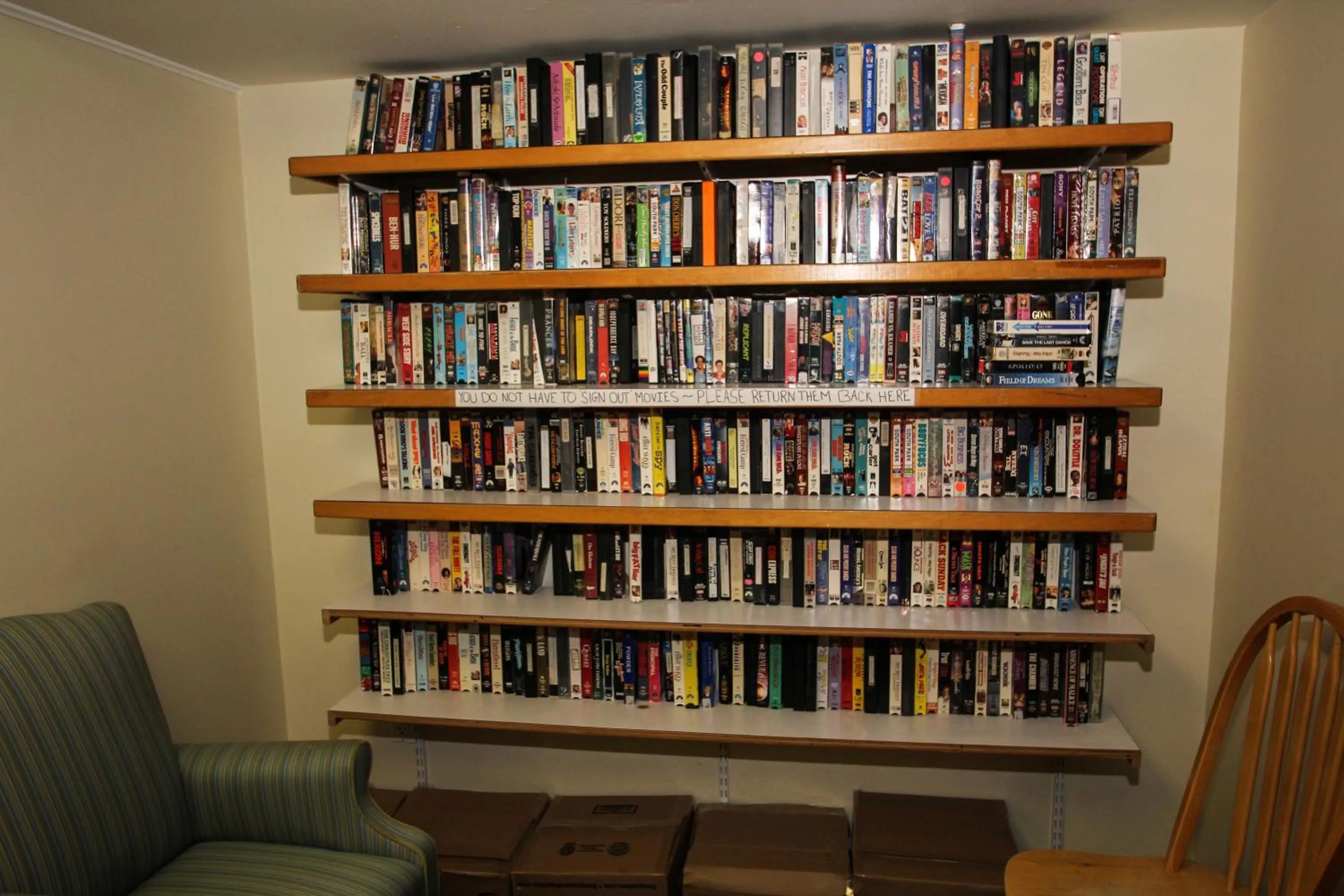 Library in Ocean Club on Smuggler's Beach