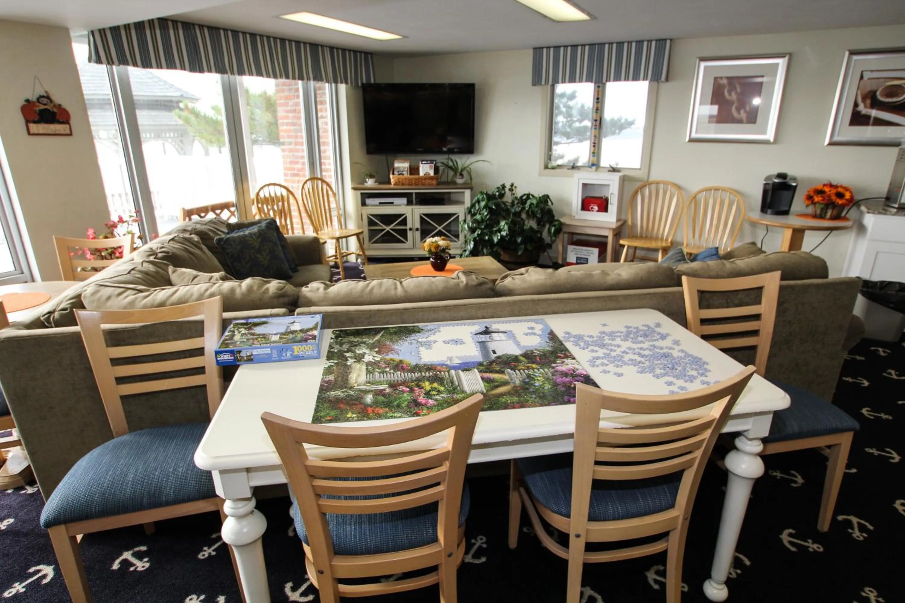 Lounge or bar in Ocean Club on Smuggler's Beach
