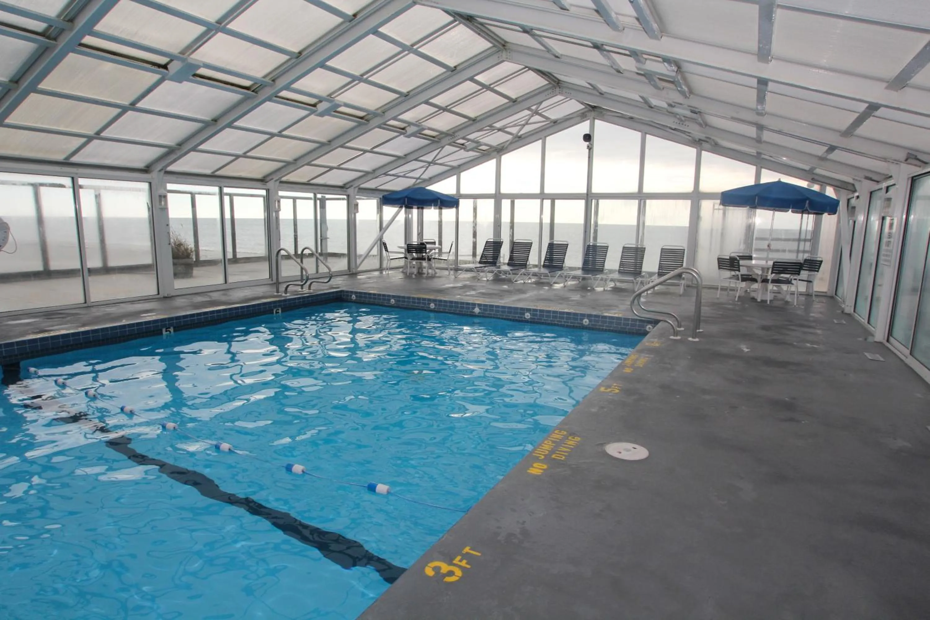 Swimming pool in Ocean Club on Smuggler's Beach