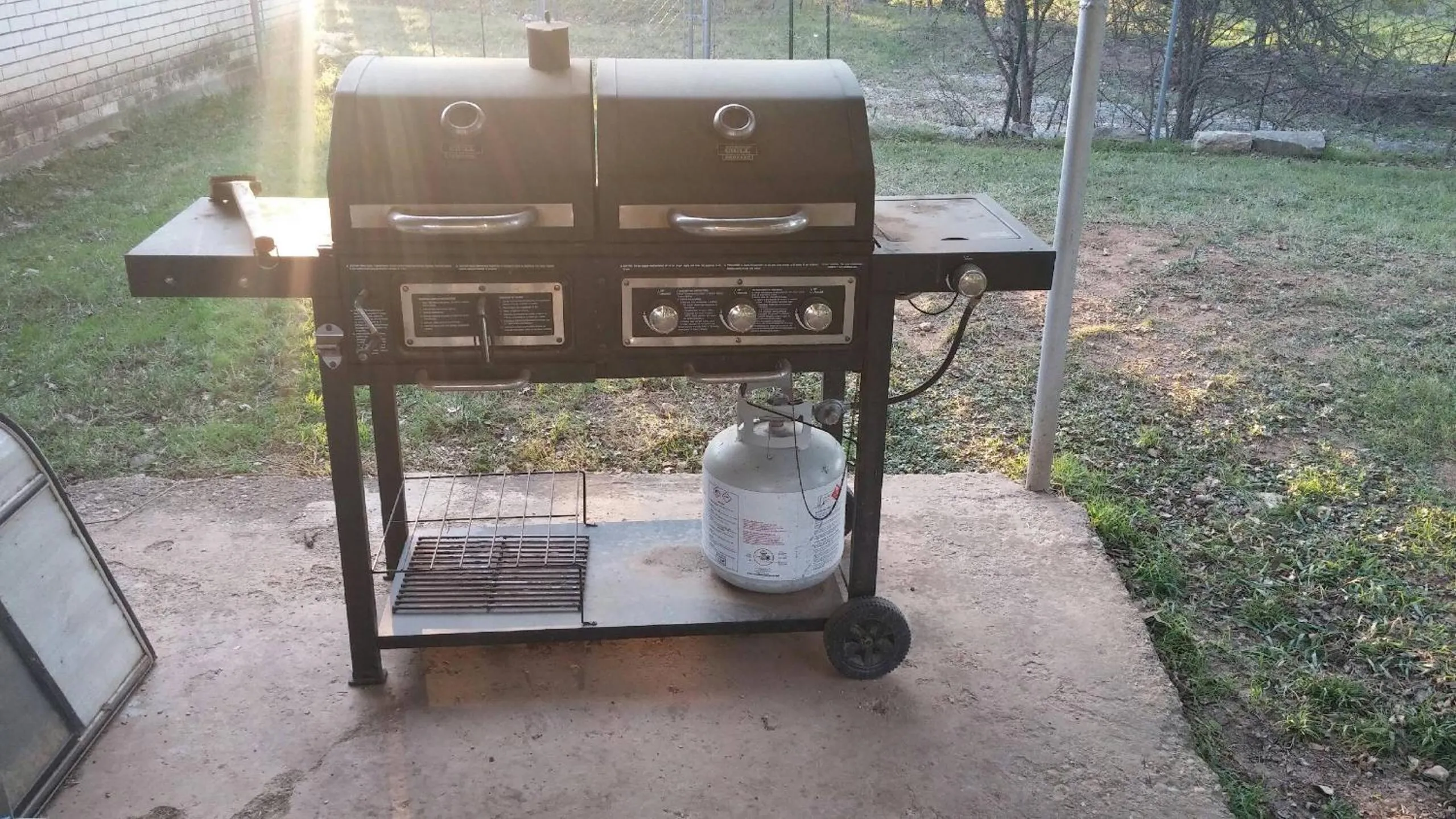 Property building in Constantino Farms