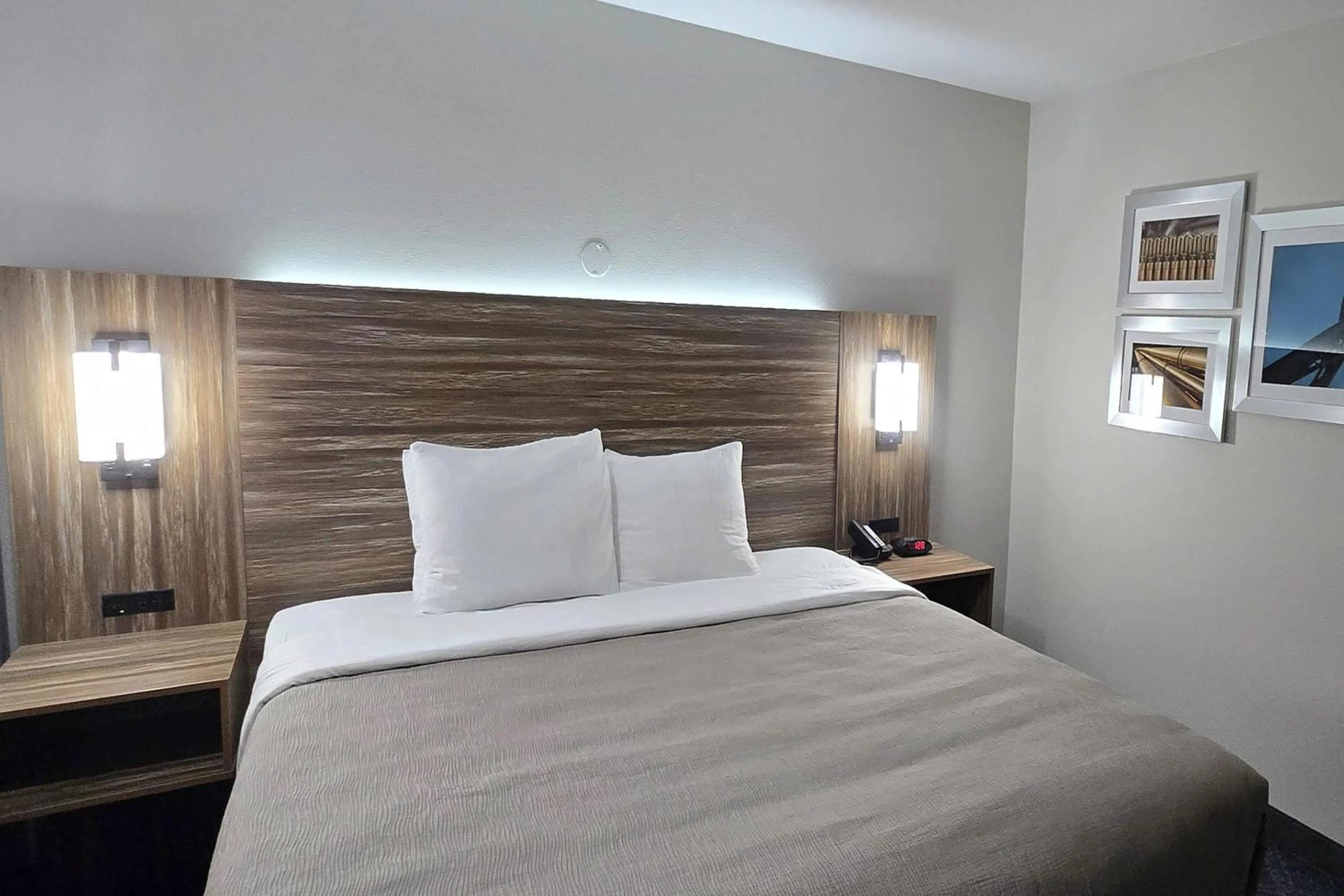 Bedroom, Bed in Quality Inn Ponca City