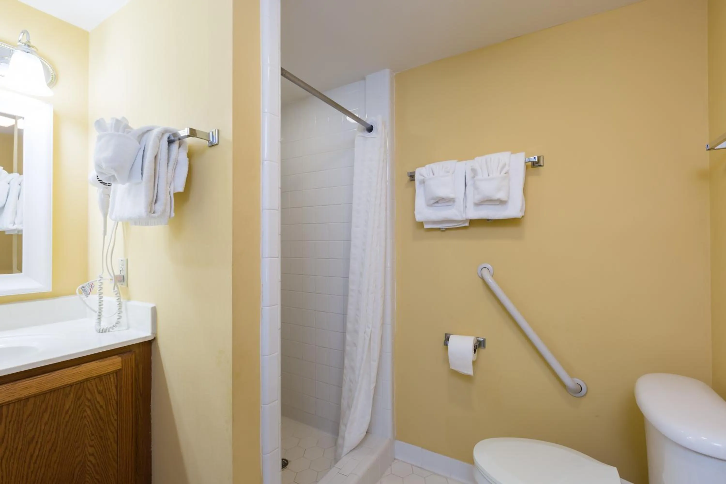 Bathroom in Jade Tree Cove