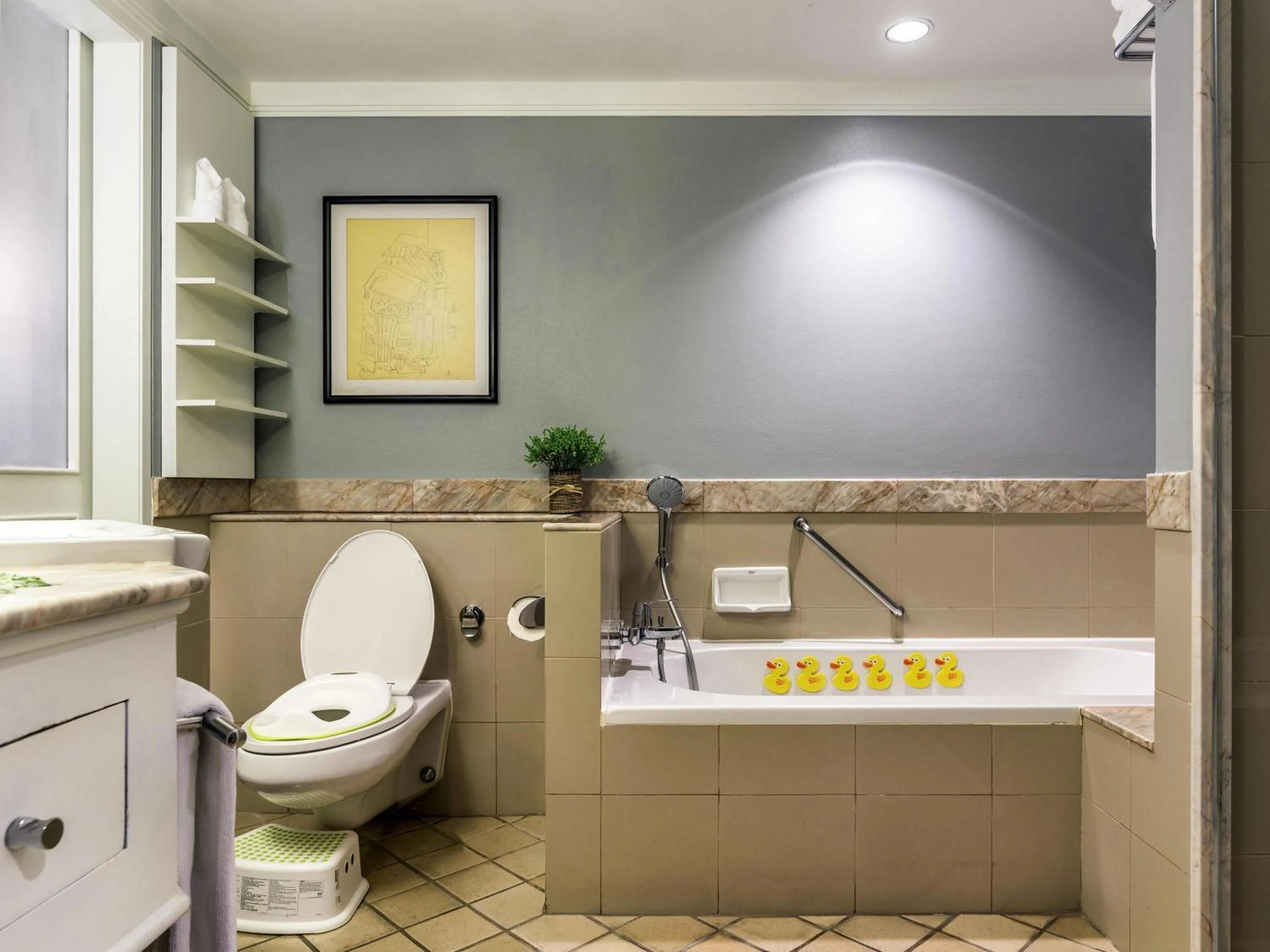 Bedroom in Pullman Phuket Karon Beach Resort