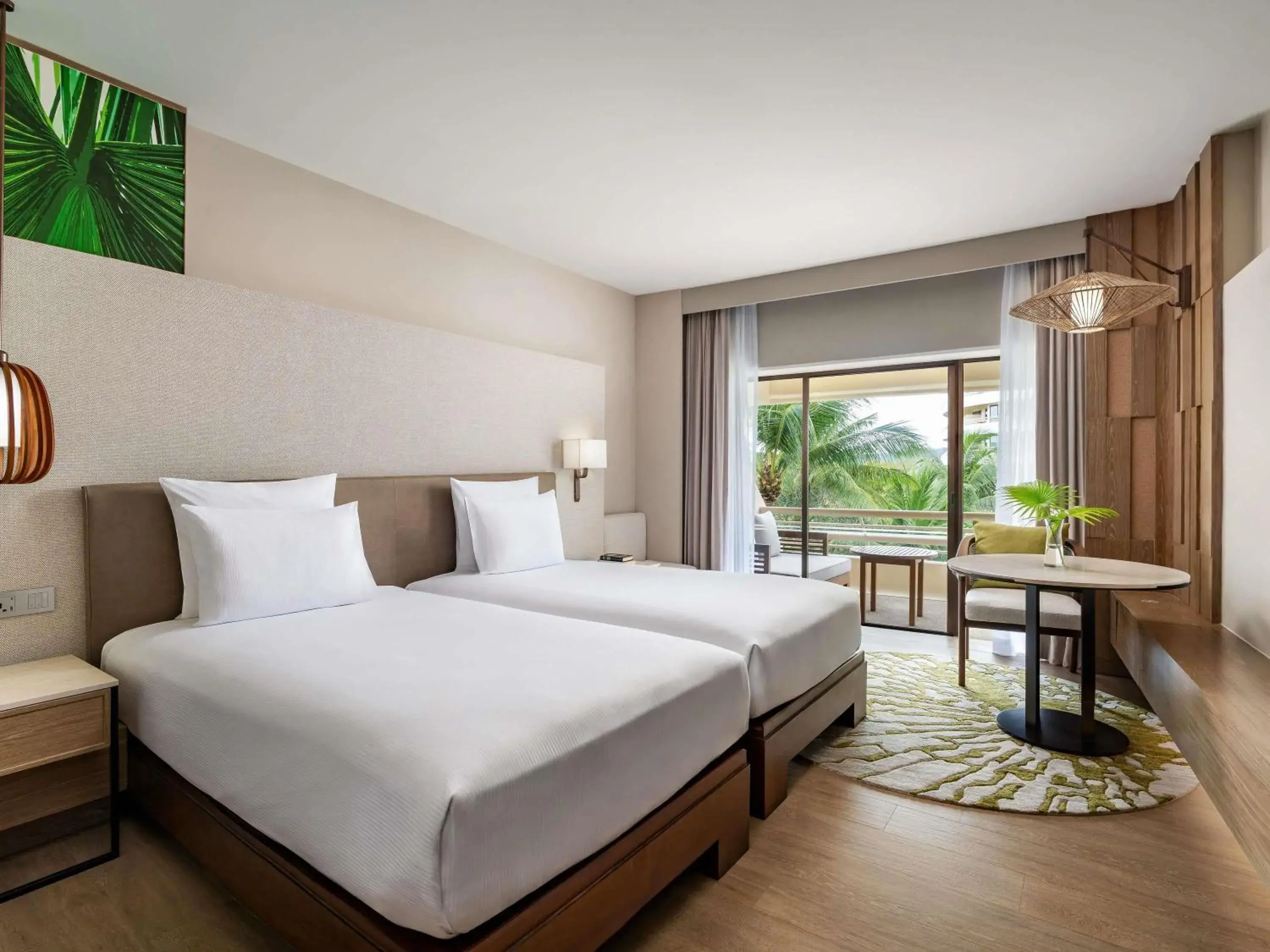 Deluxe Twin Room with Garden View in Pullman Phuket Karon Beach Resort Deluxe Twin Room with Garden View in Pullman Phuket Karon Beach Resort