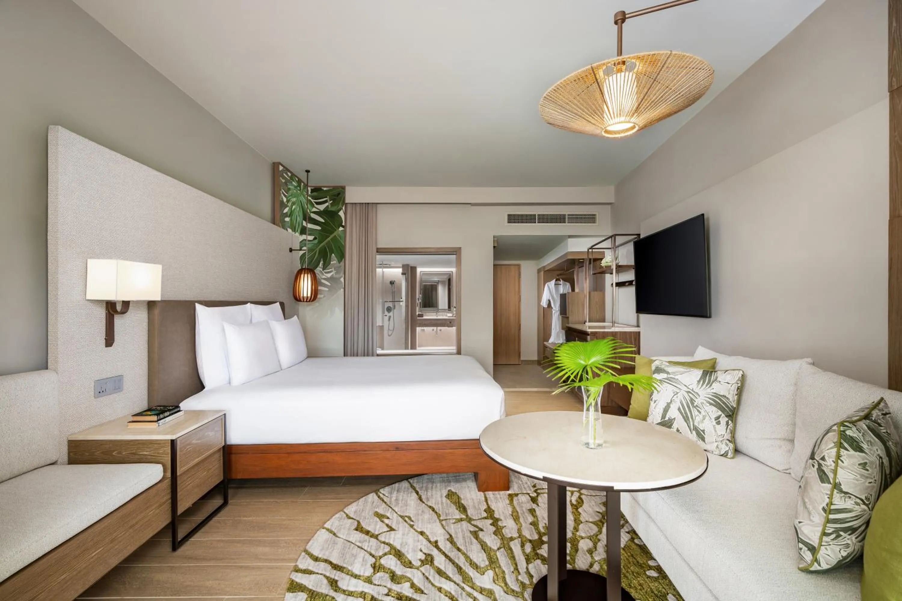 Library, Bed in Pullman Phuket Karon Beach Resort