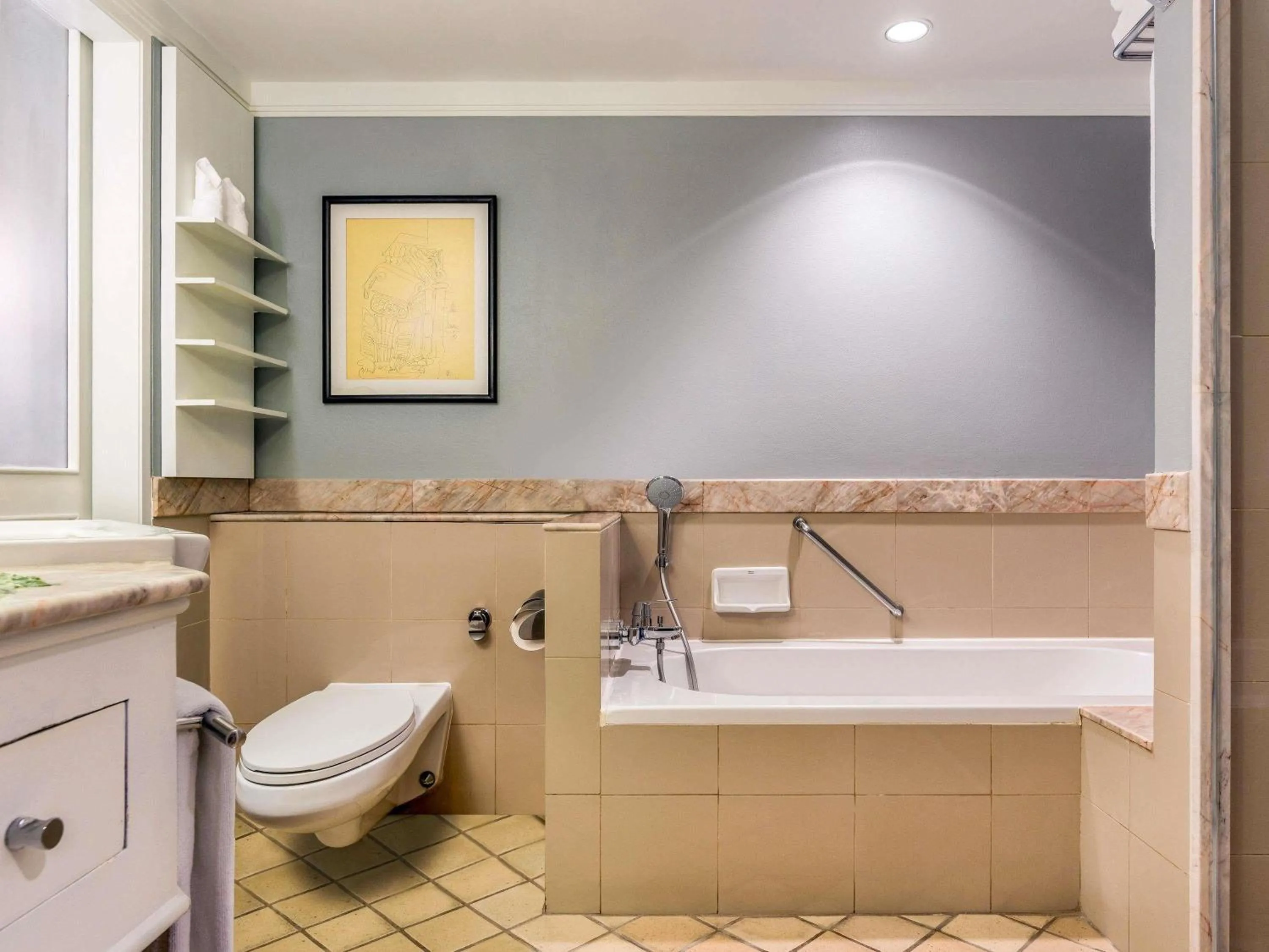 Bedroom in Pullman Phuket Karon Beach Resort