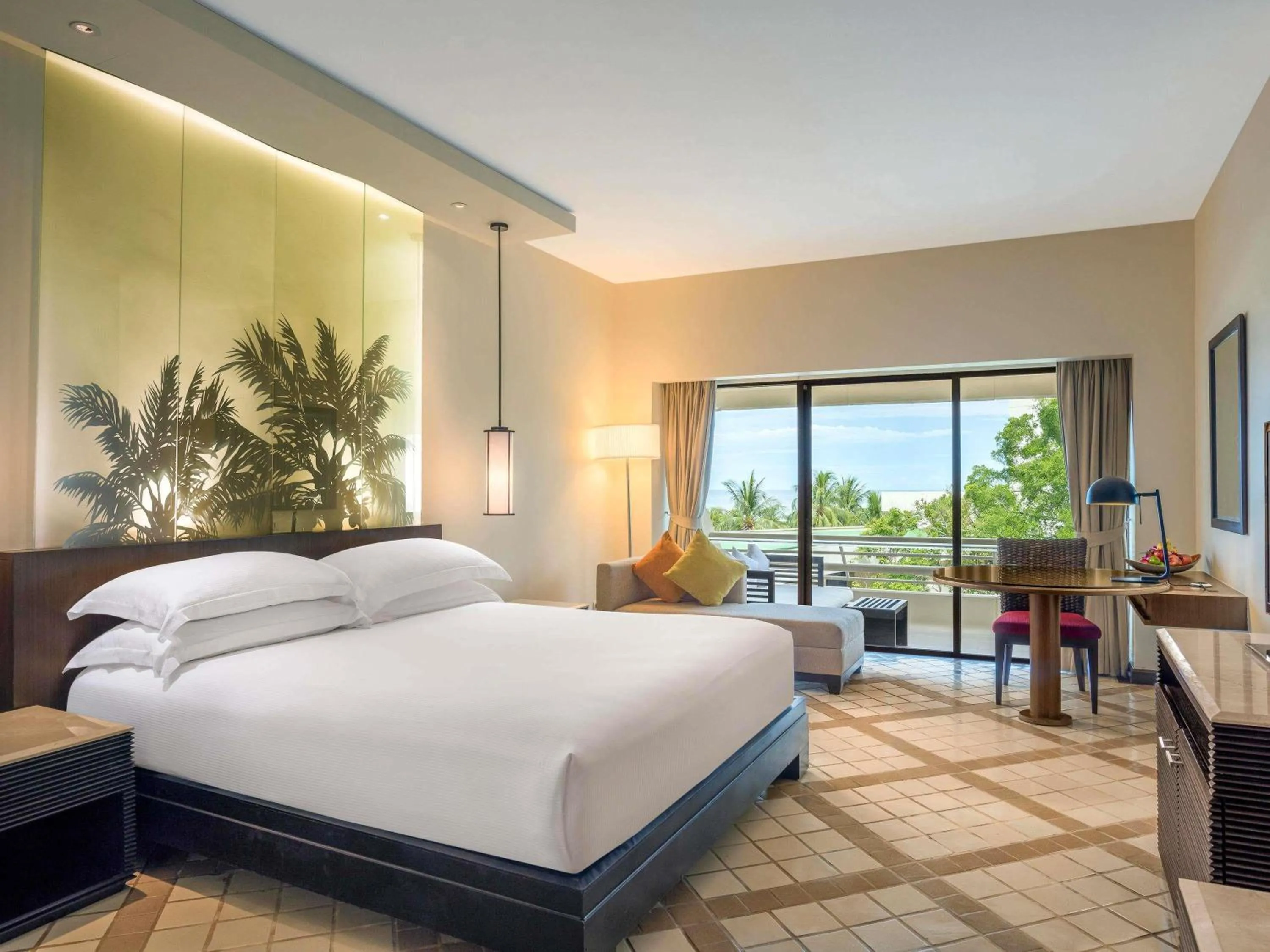 Bedroom, Bed in Pullman Phuket Karon Beach Resort