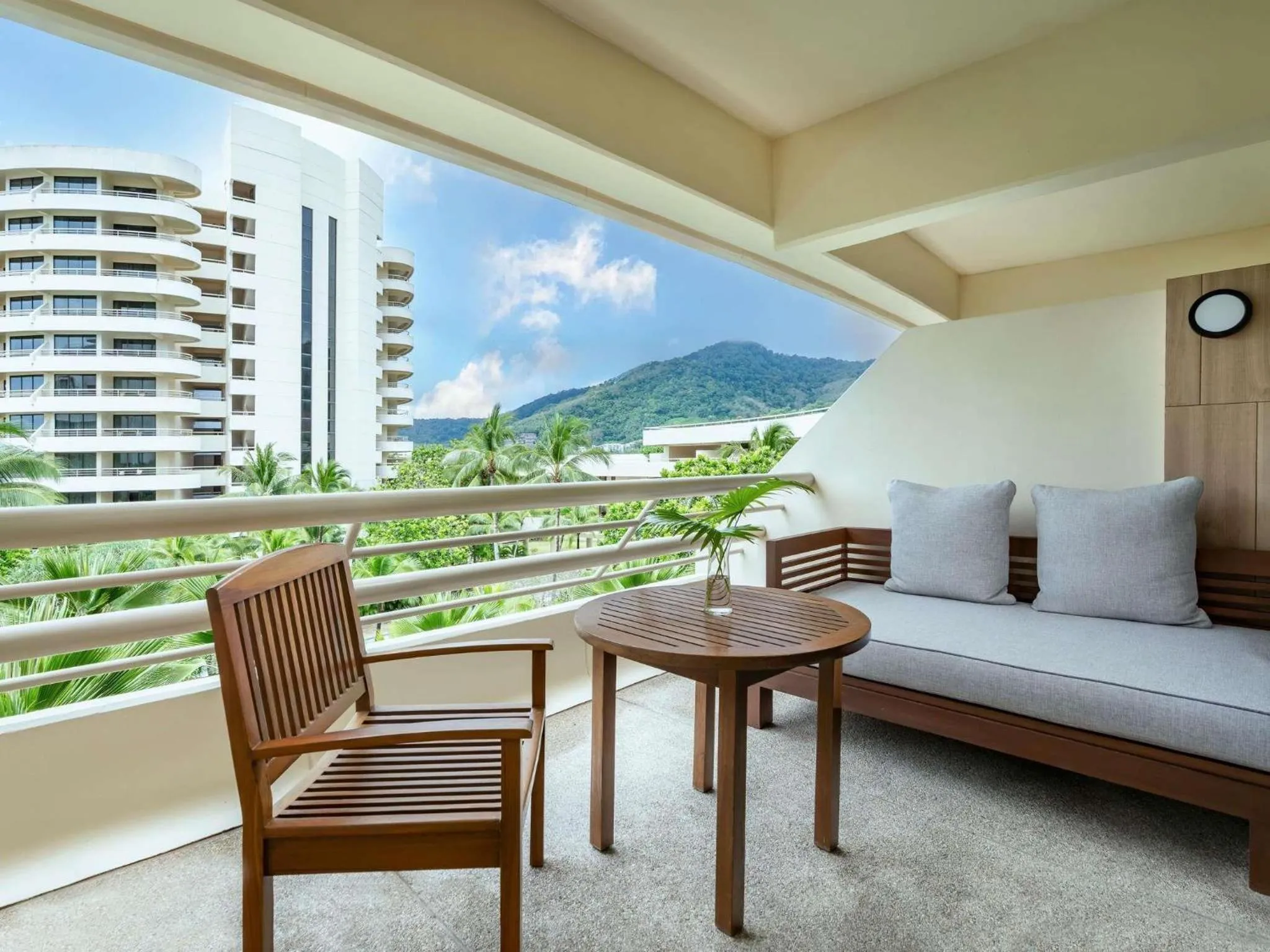 Bedroom in Pullman Phuket Karon Beach Resort