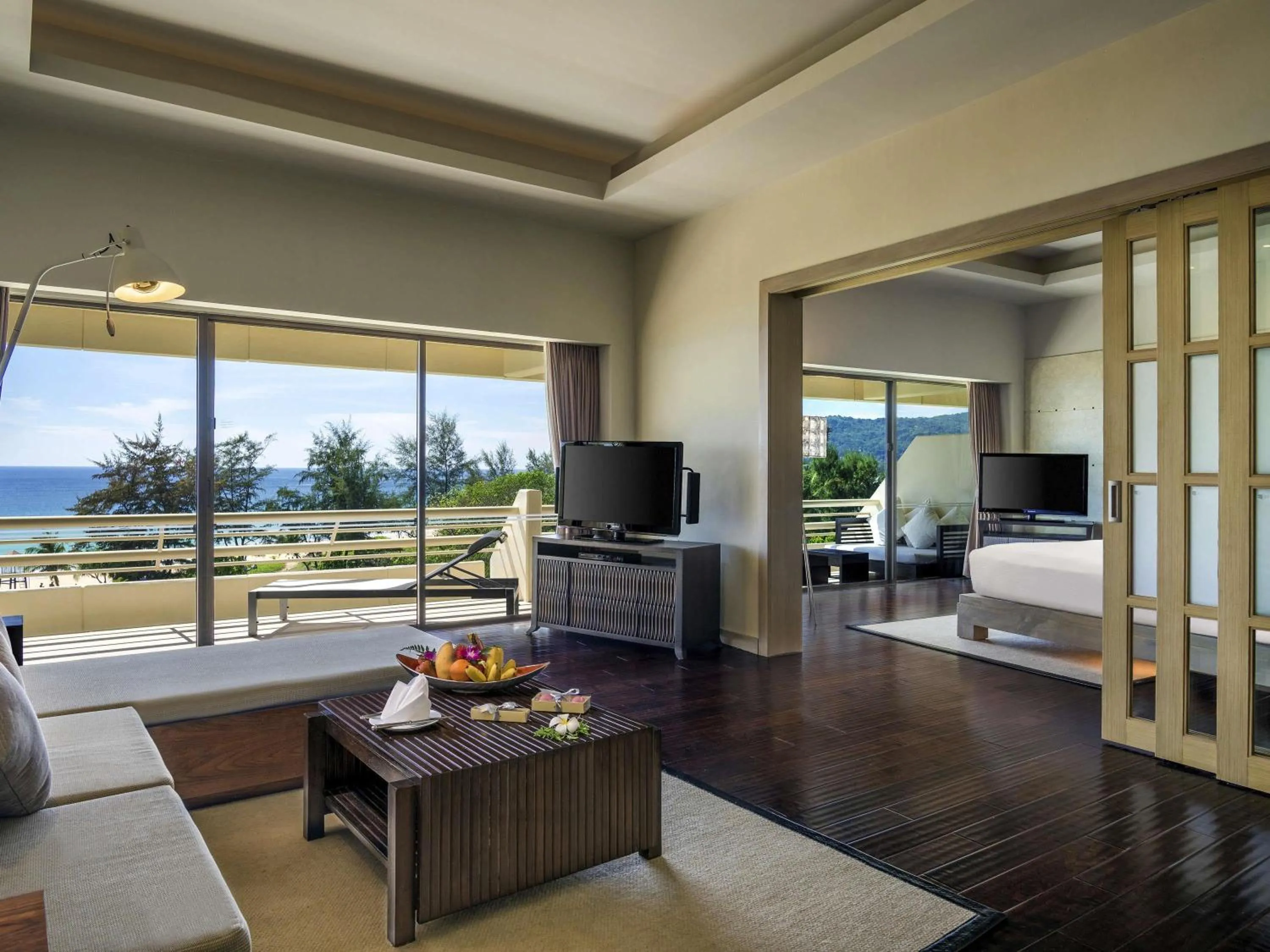 Bedroom in Pullman Phuket Karon Beach Resort