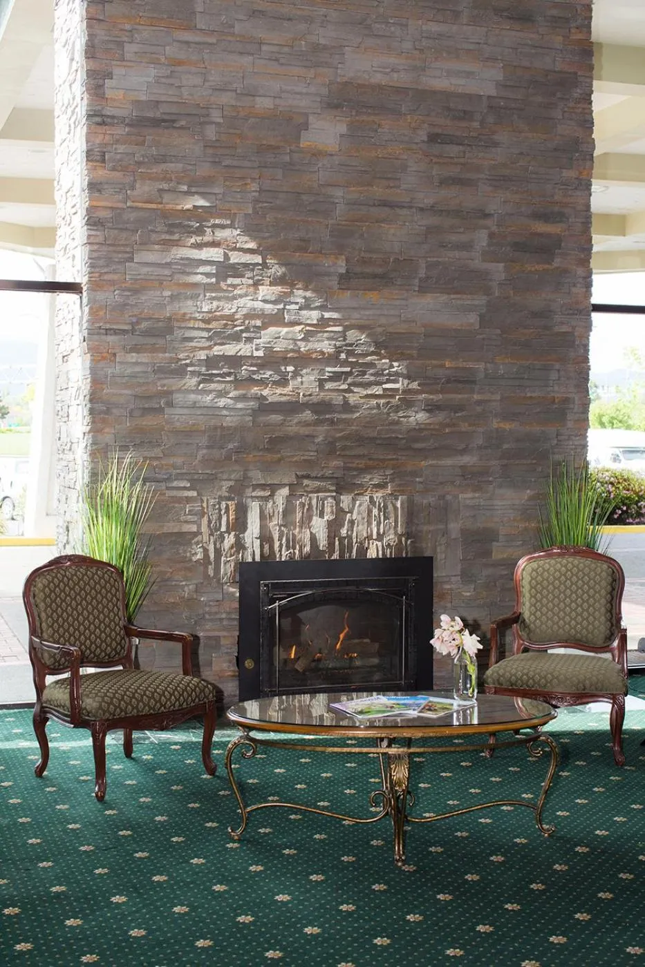 Lobby or reception in Rogue Regency Inn Medford Airport