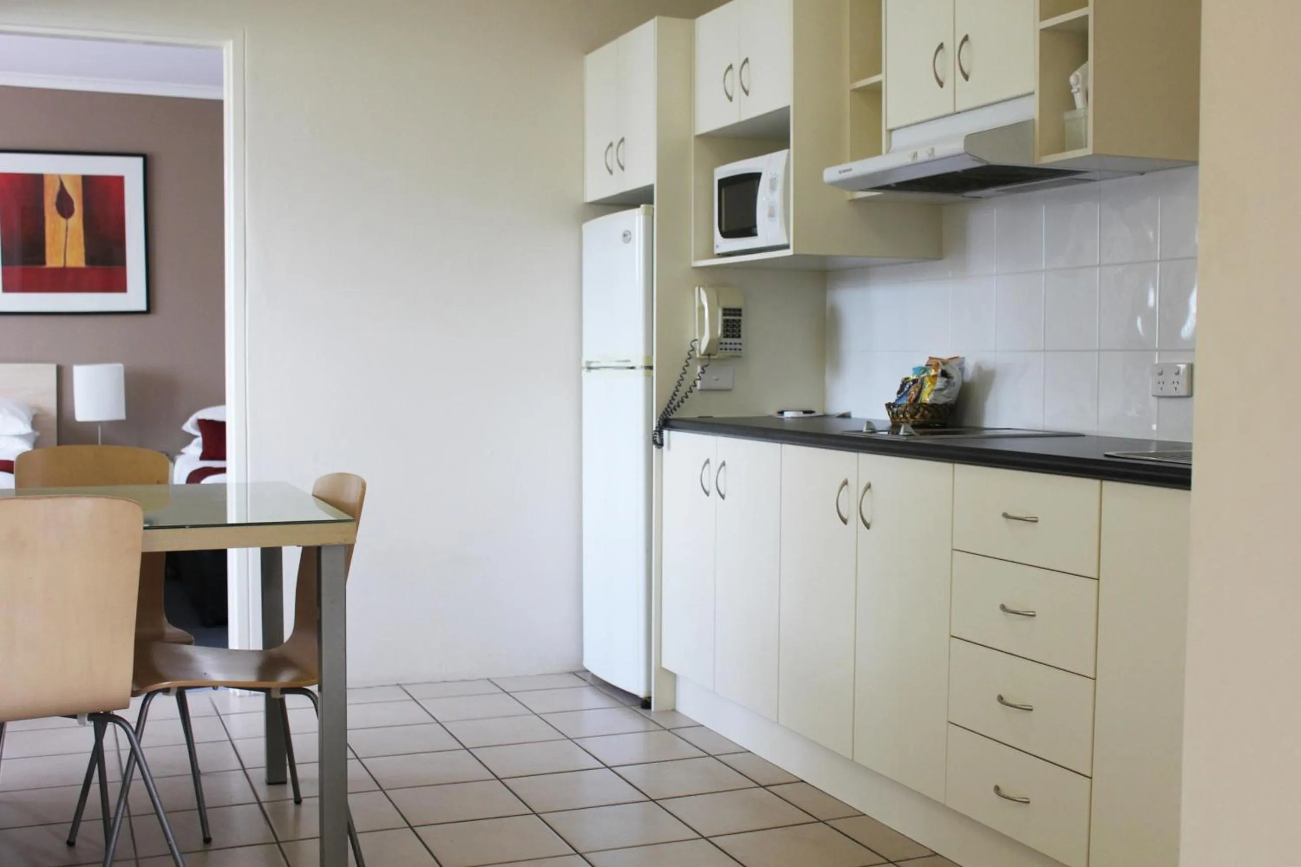 Kitchen or kitchenette in Best Western Ipswich