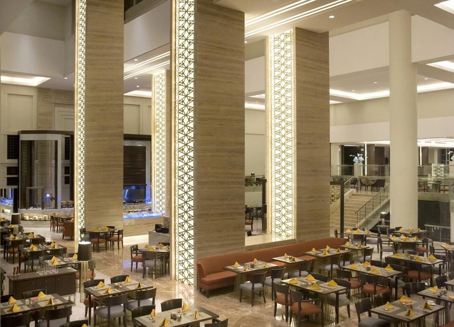Restaurant/places to eat in Hotel Santika Premiere Slipi Jakarta