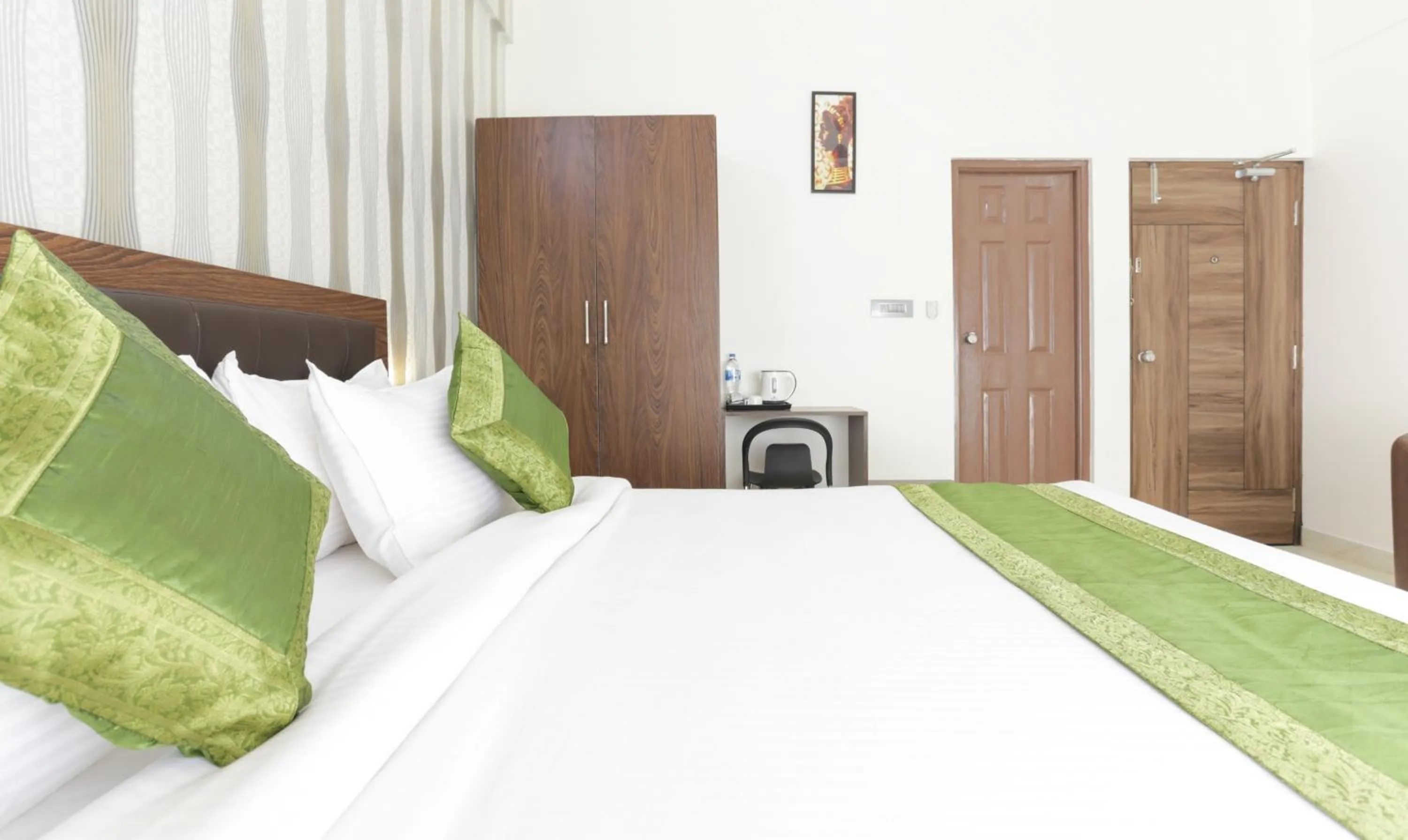 Bedroom, Bed in Treebo Sandpipers Kushalnagar