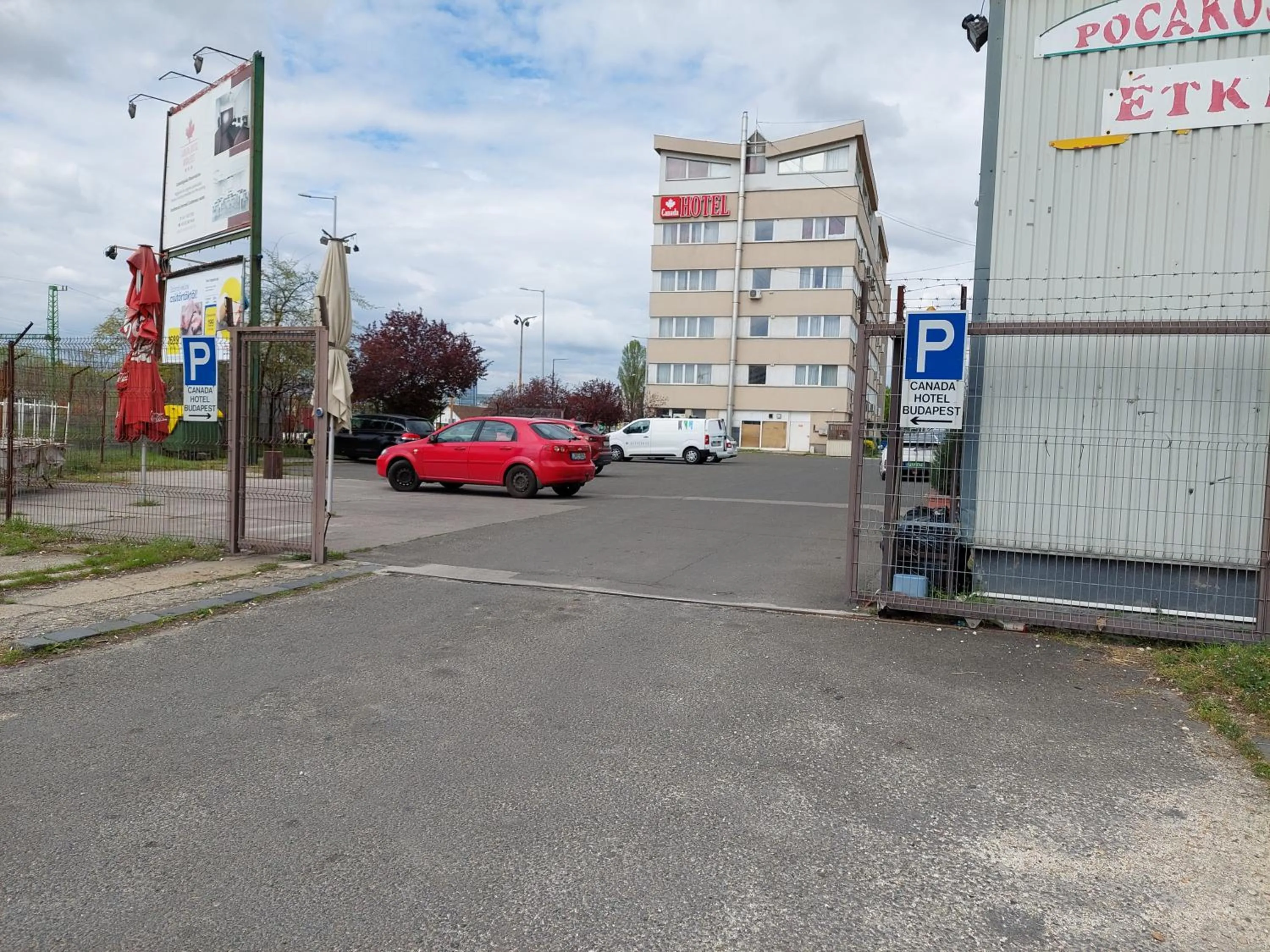 Property building in Canada Hotel Budapest