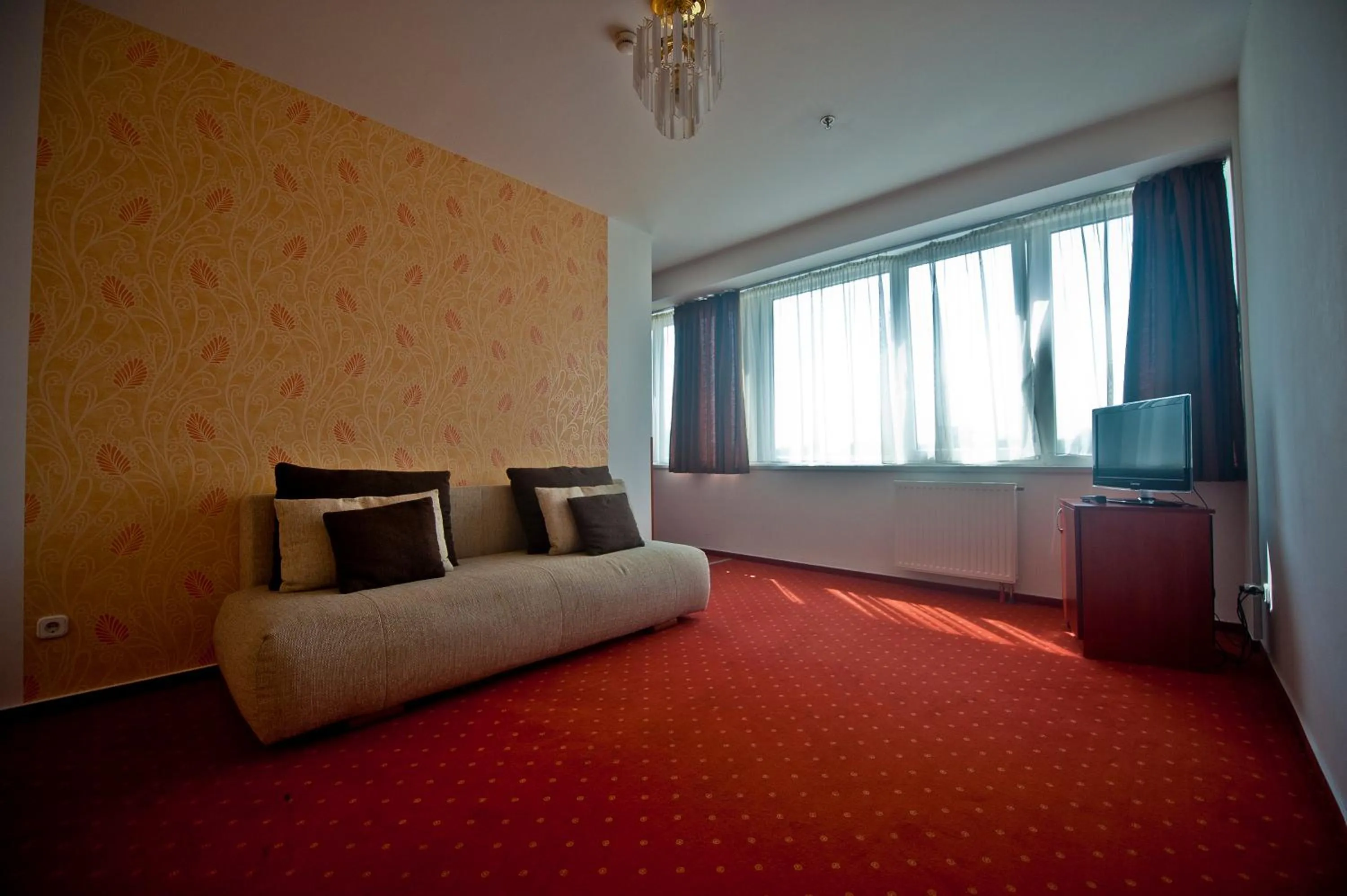 Seating area, Bed in Canada Hotel Budapest