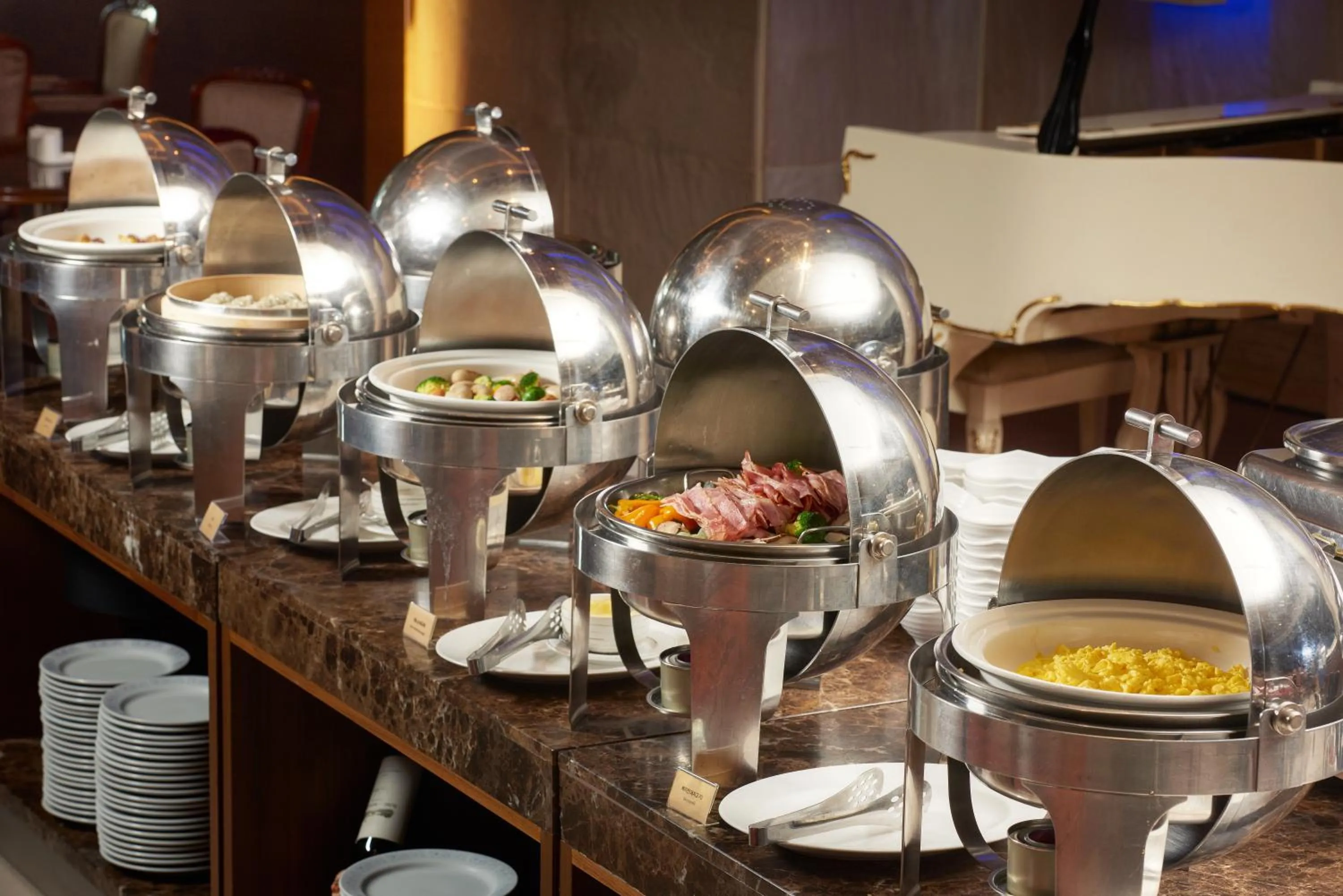 Restaurant/places to eat in Seoul Riviera Hotel