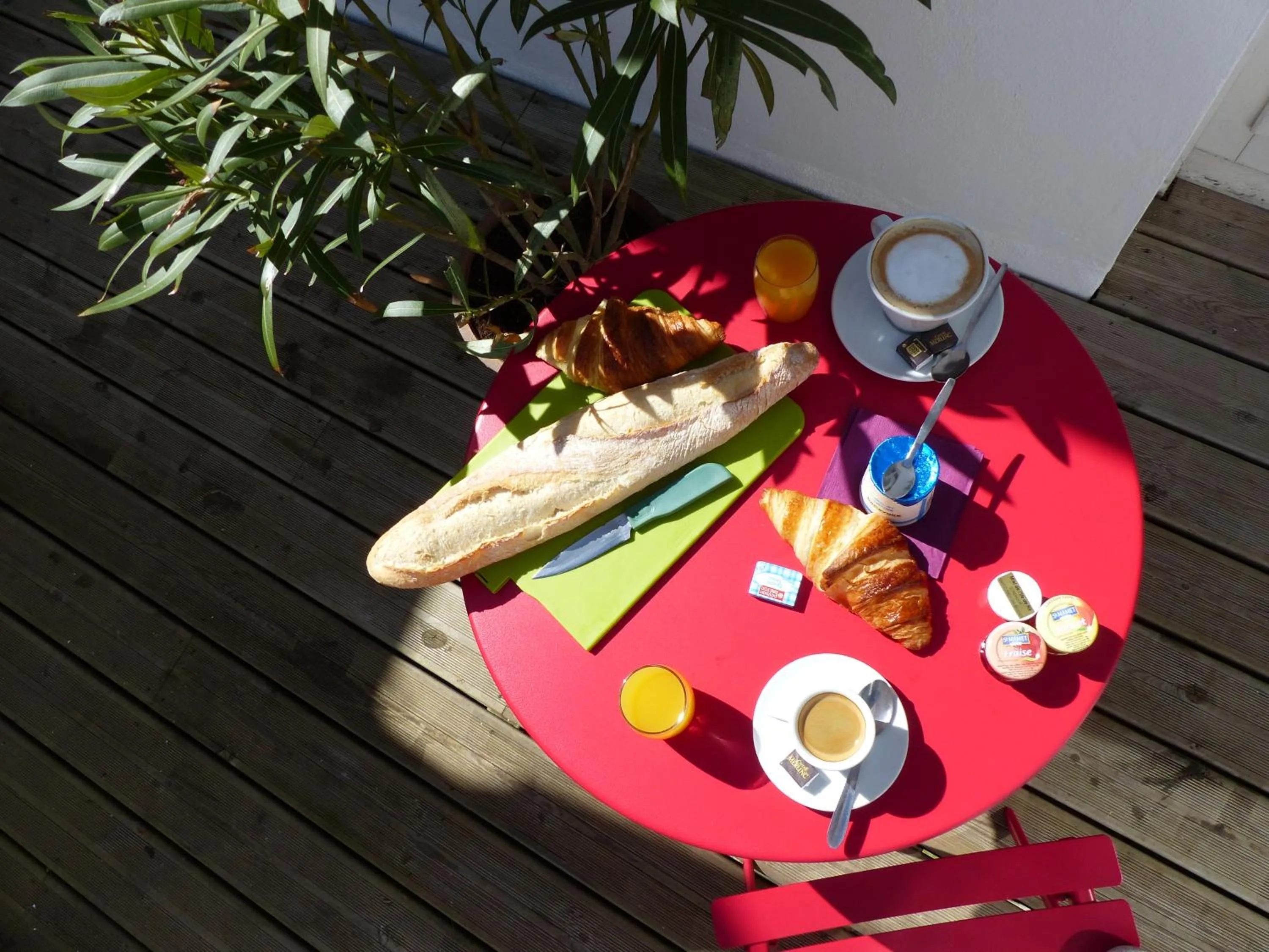 Restaurant/places to eat in Hotel Le Clocher