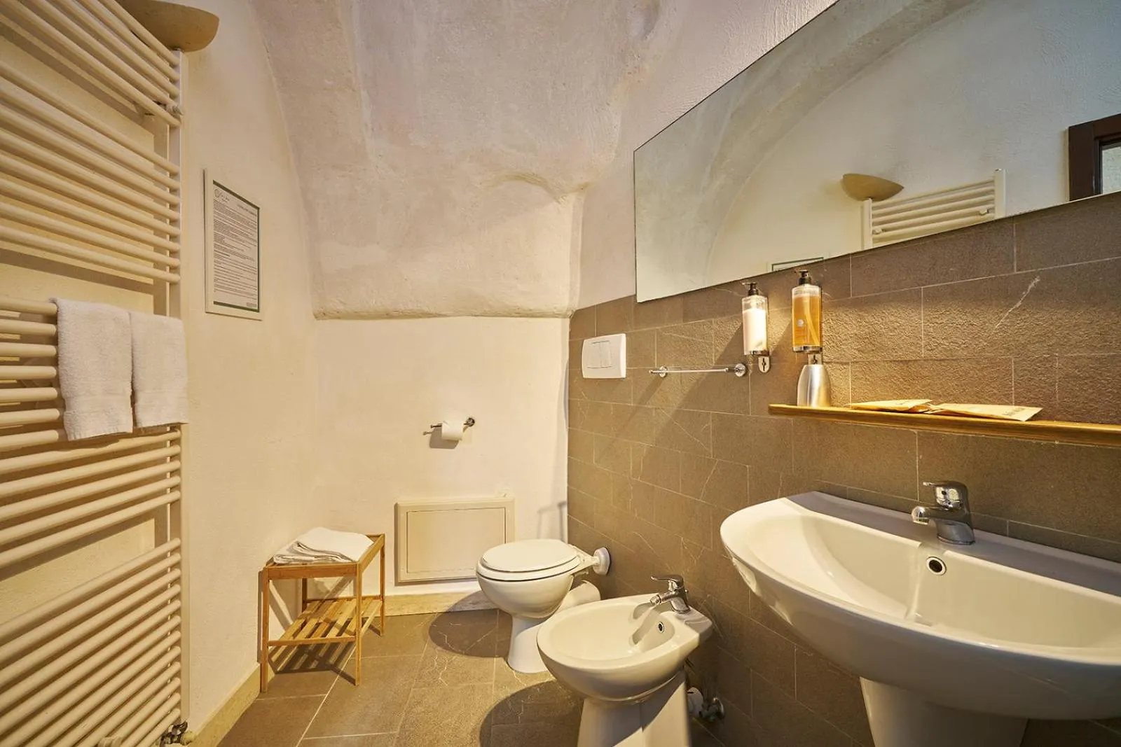 Bathroom in Fra I Sassi Residence