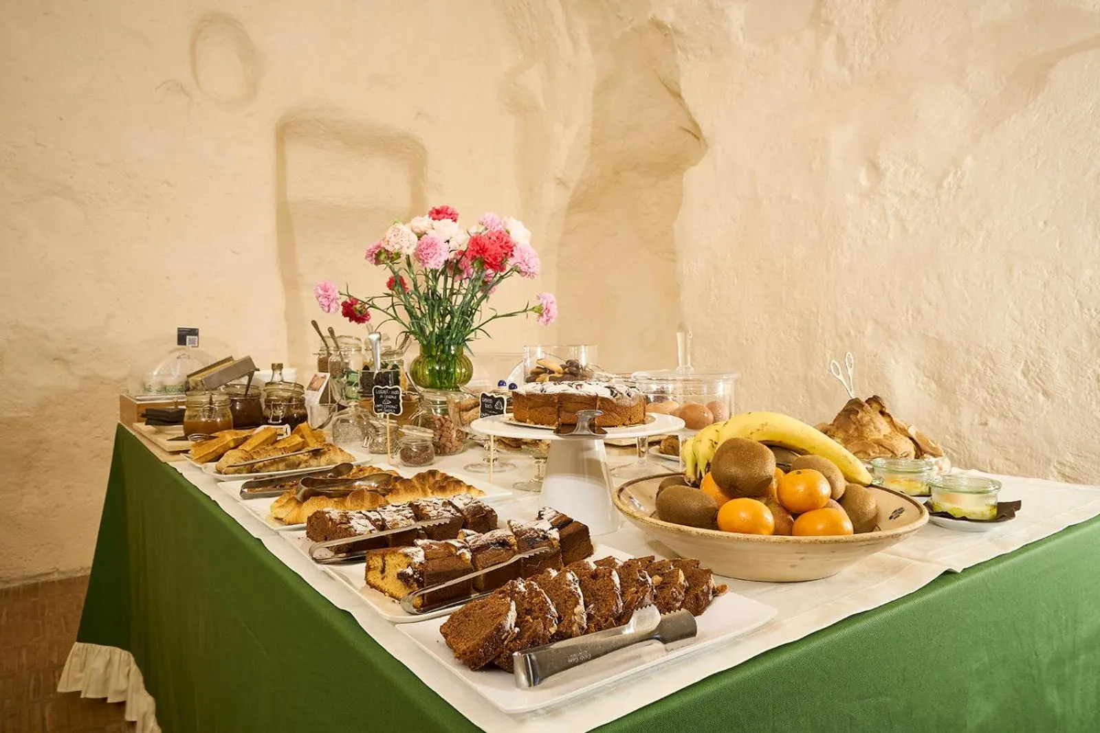 Breakfast in Fra I Sassi Residence