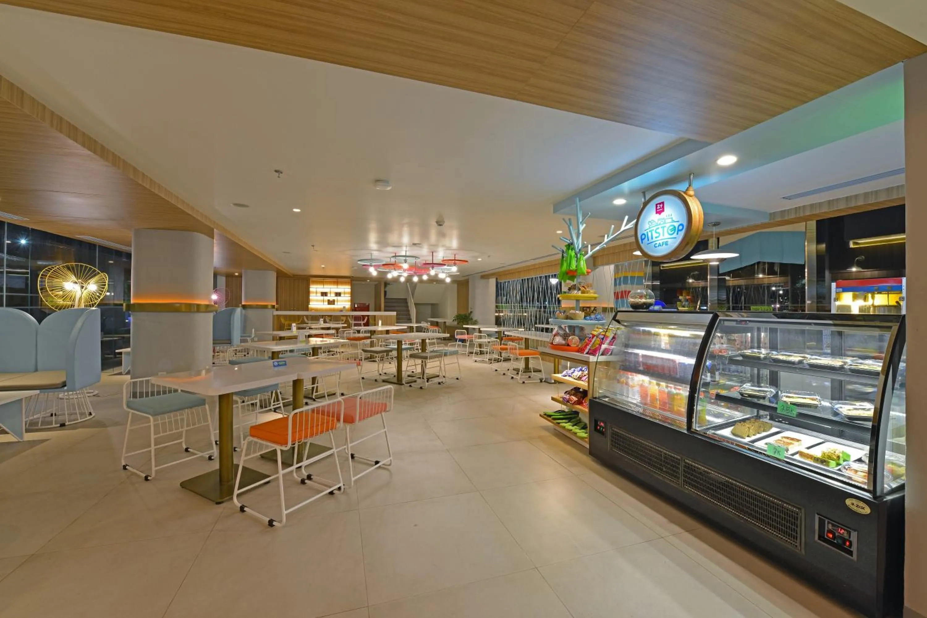 Restaurant/places to eat in POP! Hotel Solo