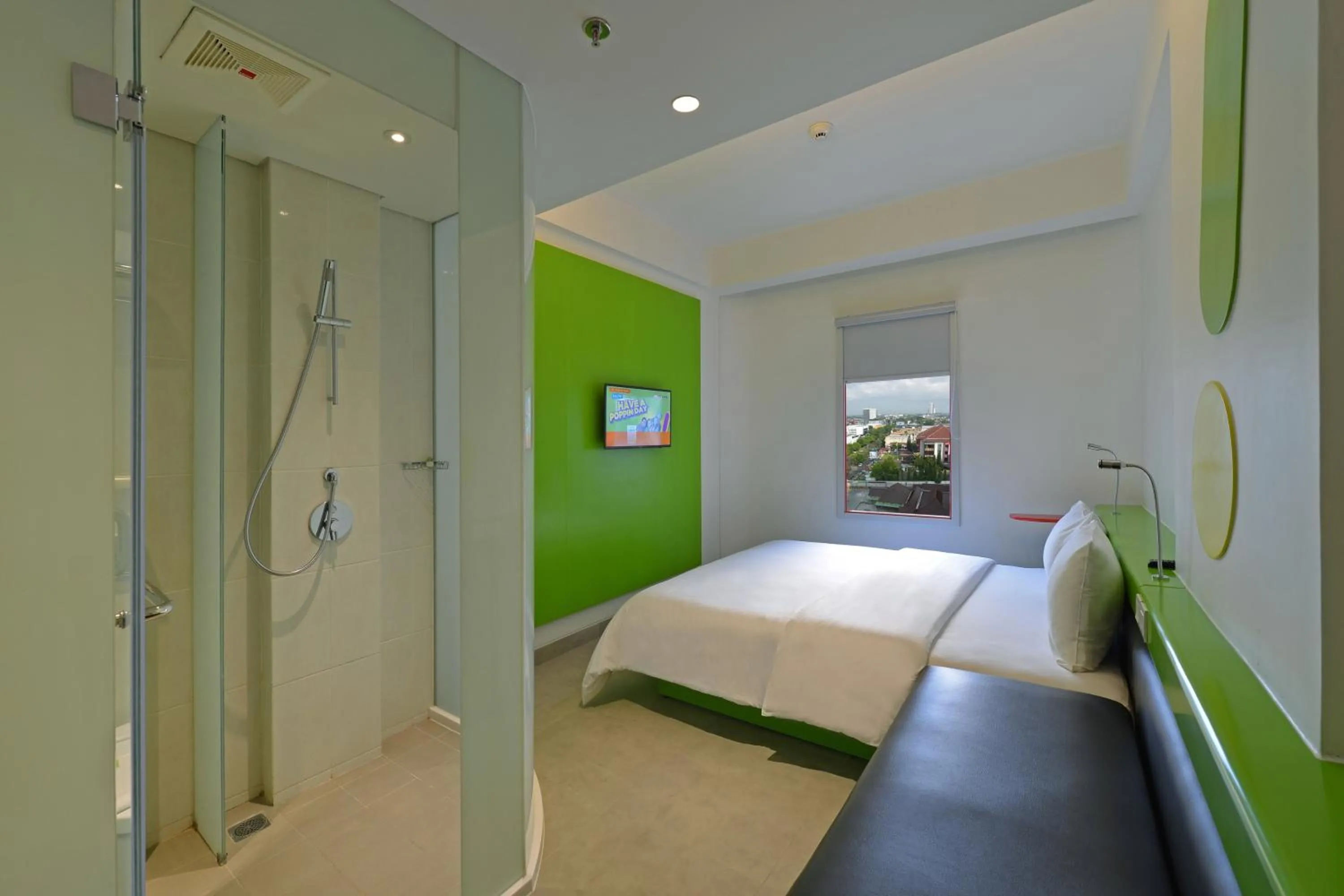 Bedroom, Bed in POP! Hotel Solo