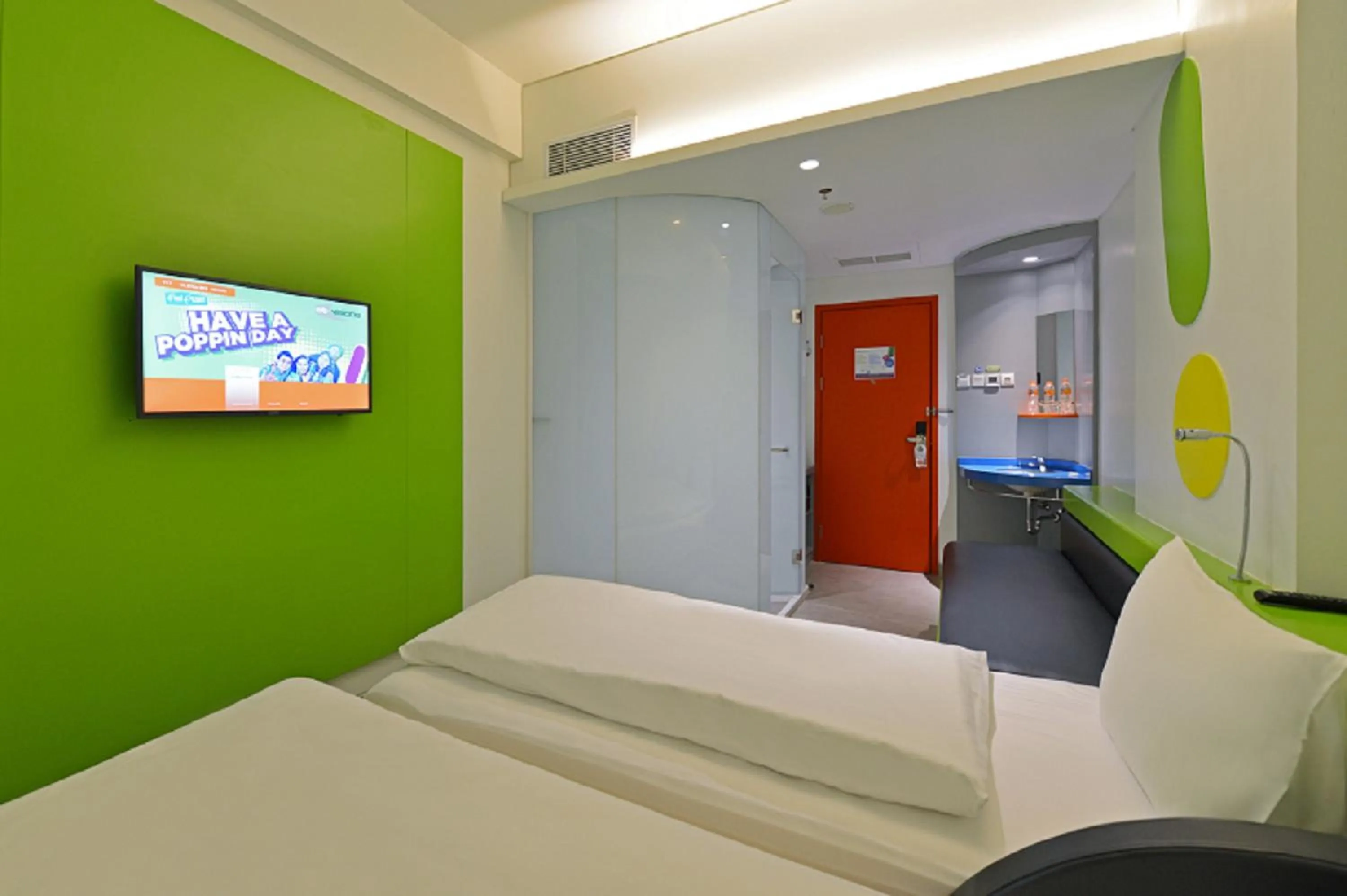 Bedroom, Bed in POP! Hotel Solo