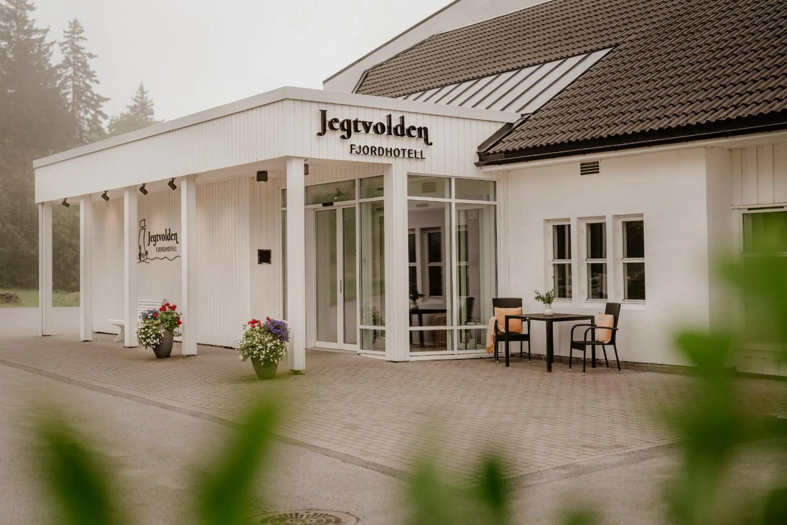 Property building in Jegtvolden Fjordhotell