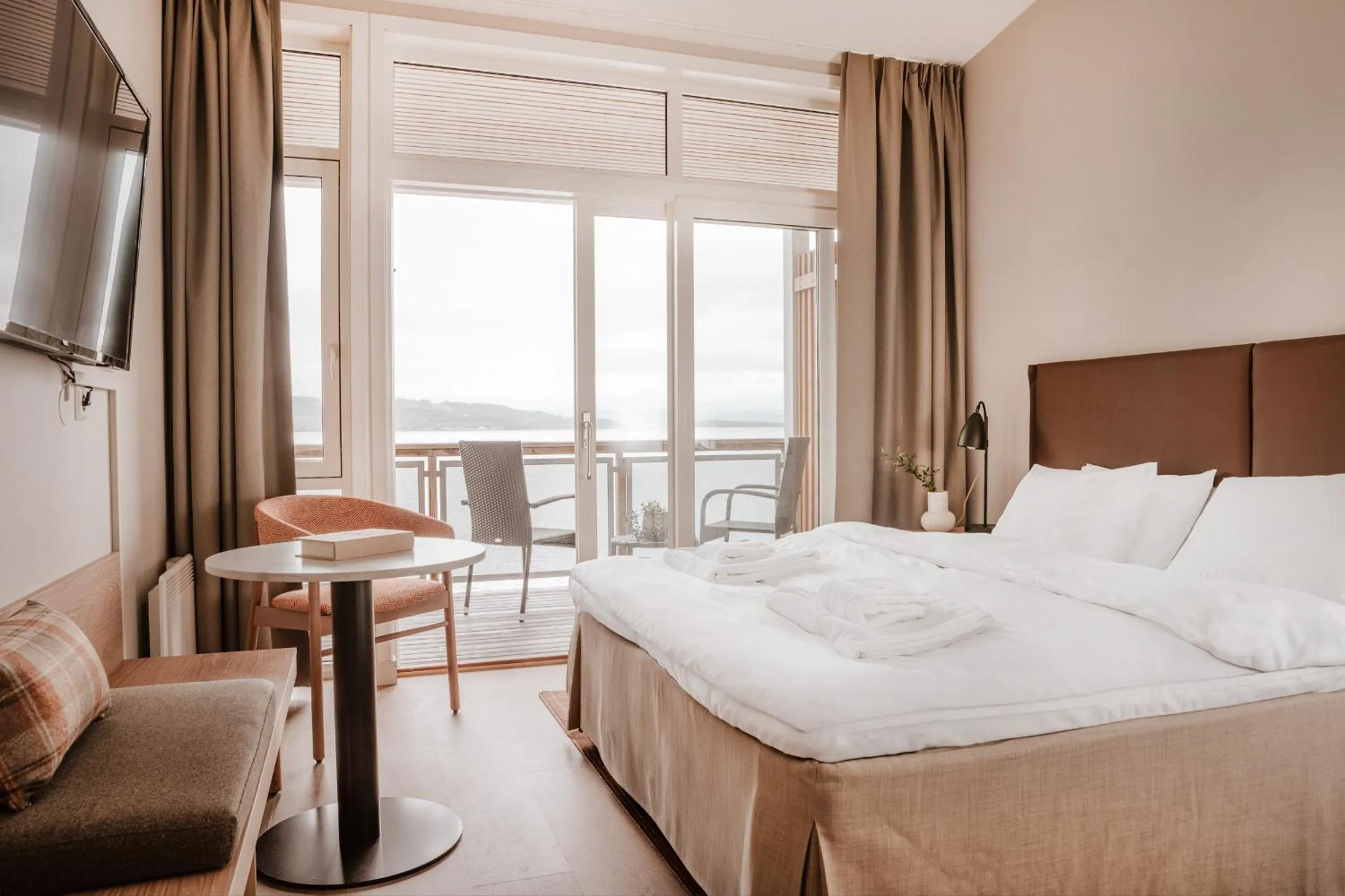 Bed in Jegtvolden Fjordhotell