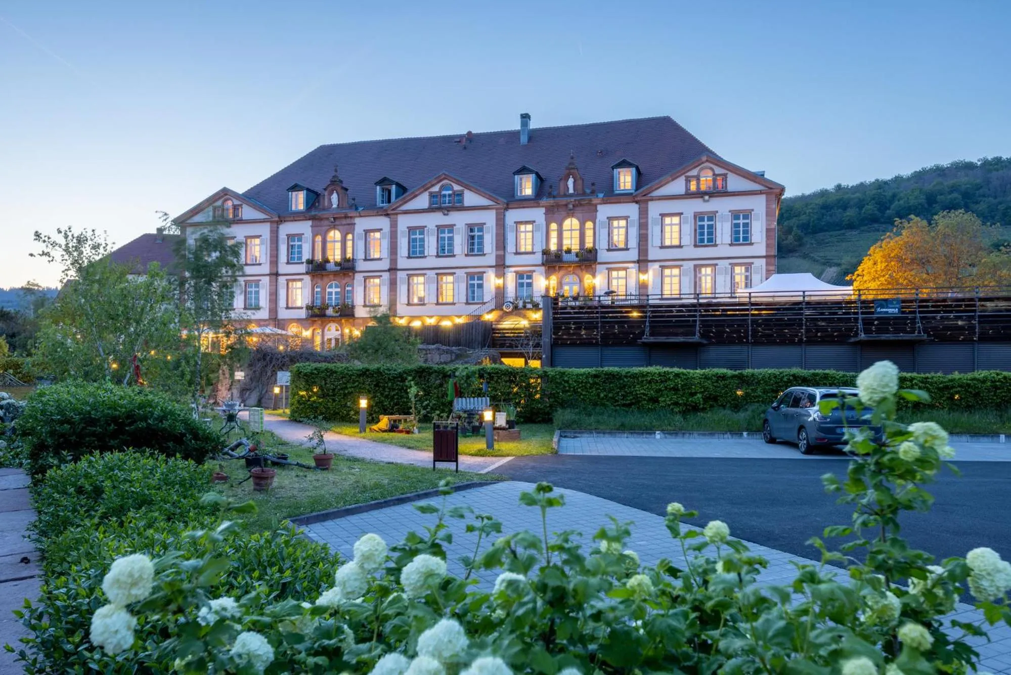 Property building in Hôtel Val-Vignes Colmar Haut-Koenigsbourg, The Originals Relais