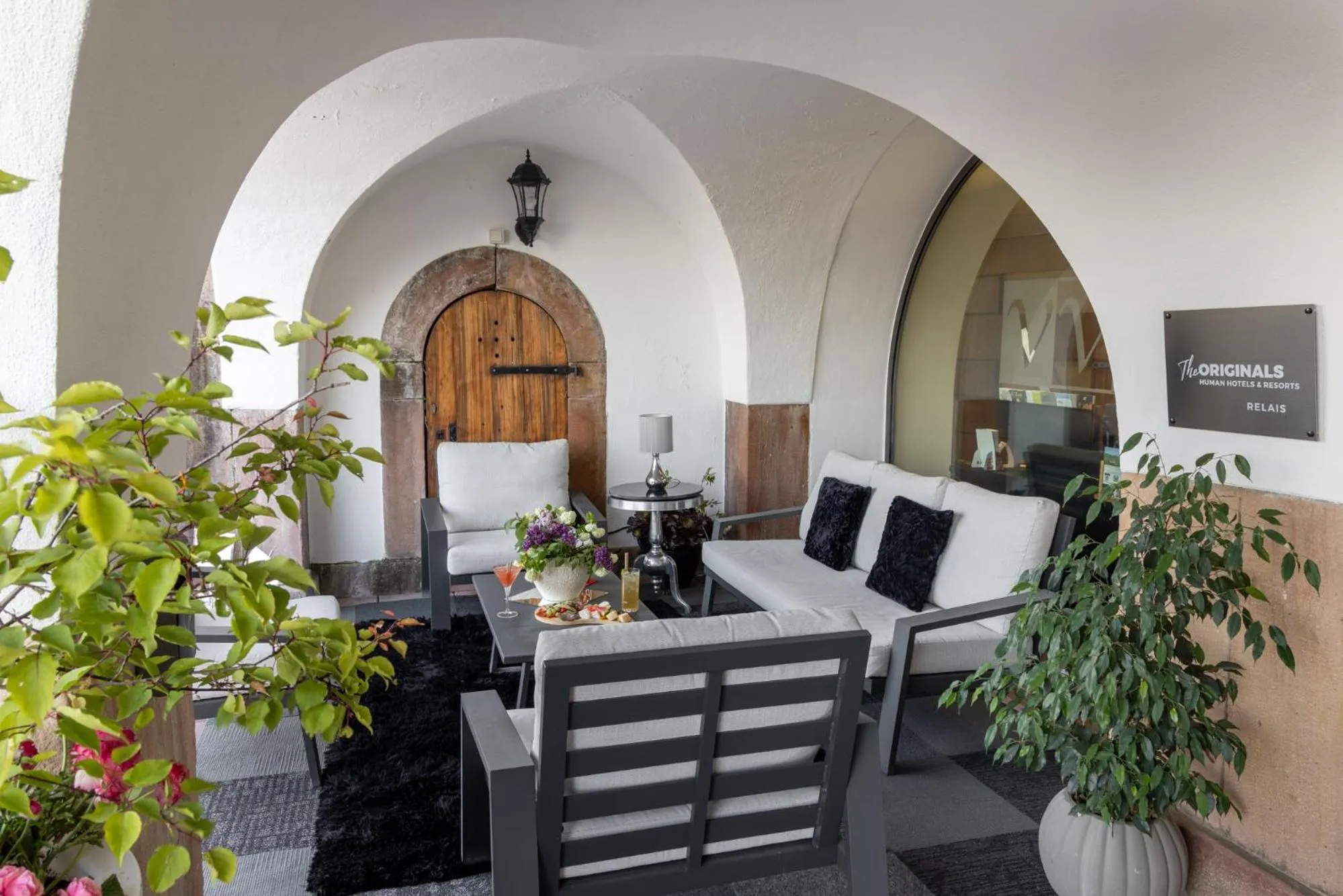 Lounge or bar in Hôtel Val-Vignes Colmar Haut-Koenigsbourg, The Originals Relais