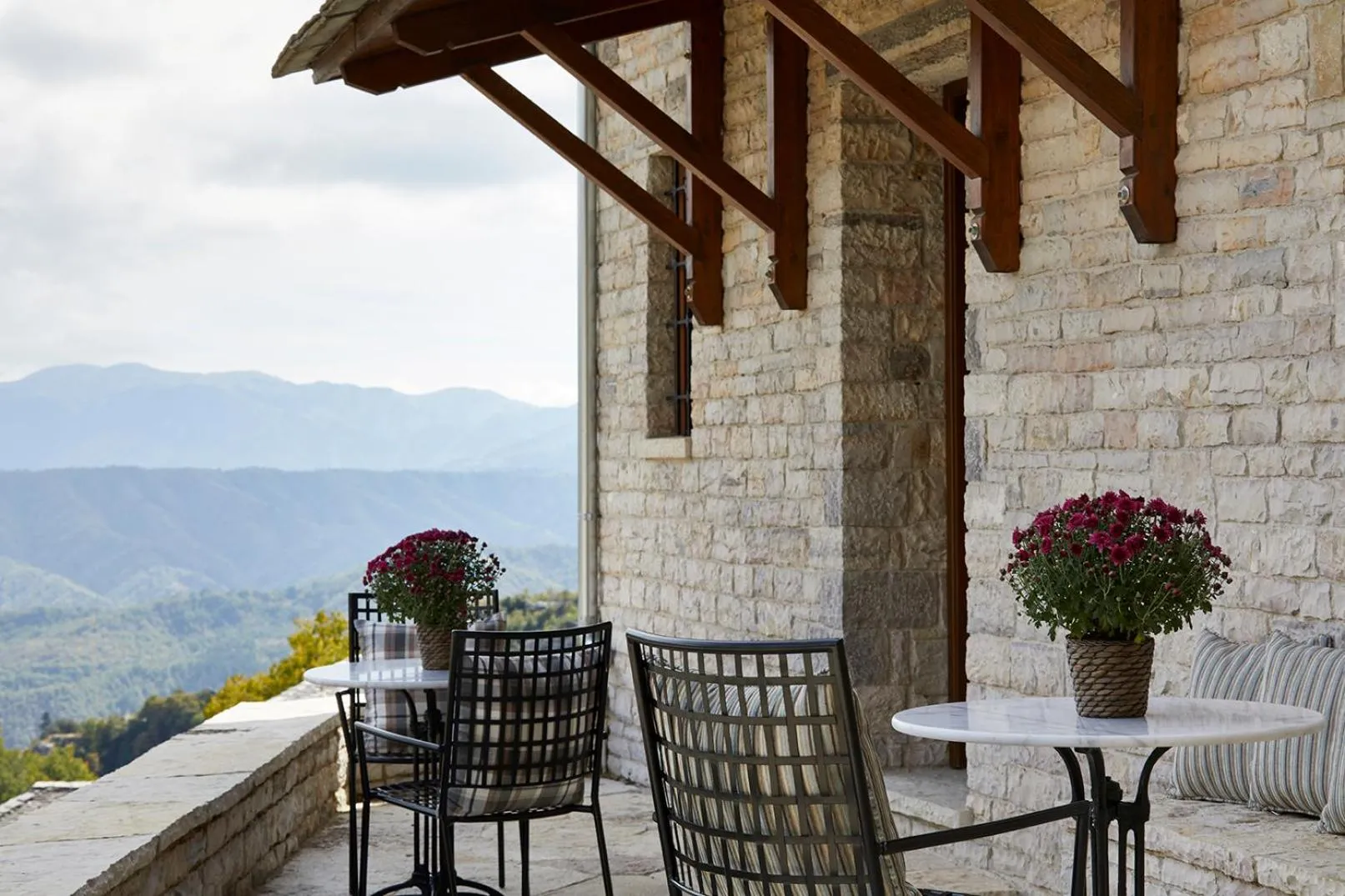 Balcony/Terrace in MounTrace Suites & SPA