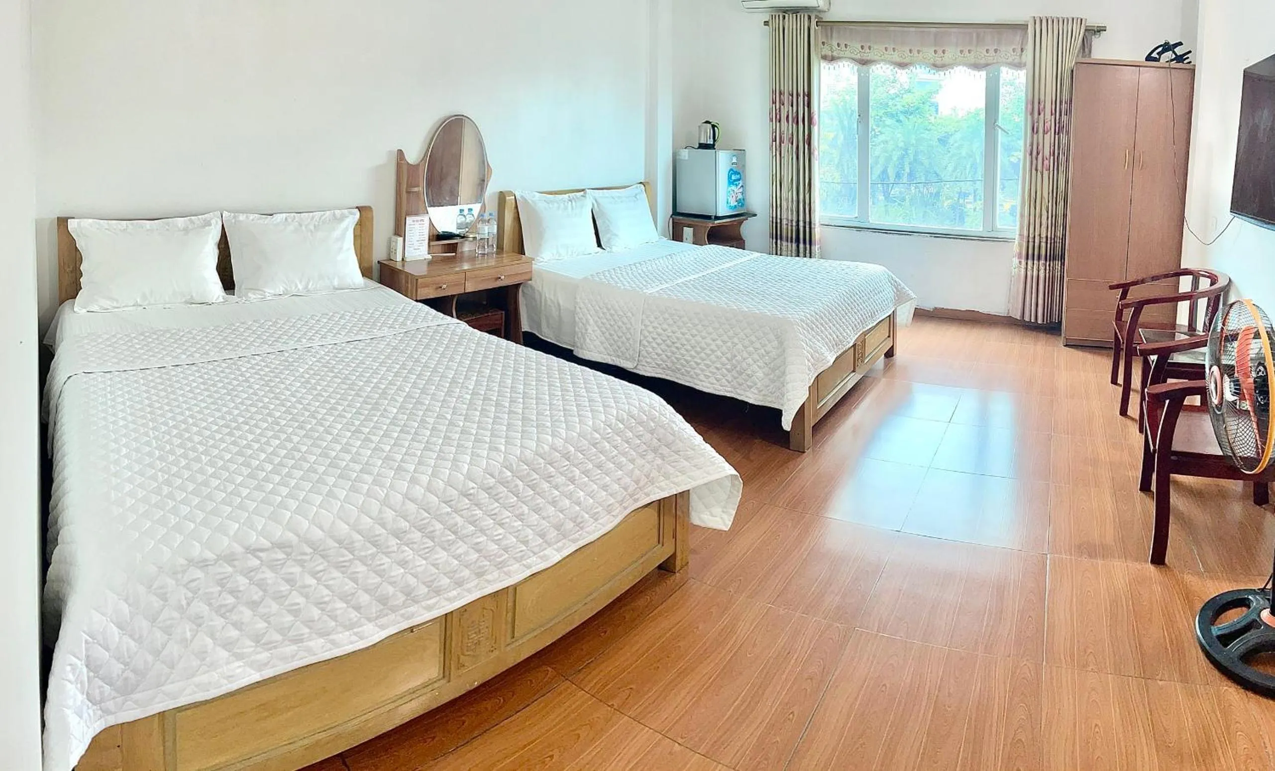 Bedroom, Bed in Van Anh Hotel