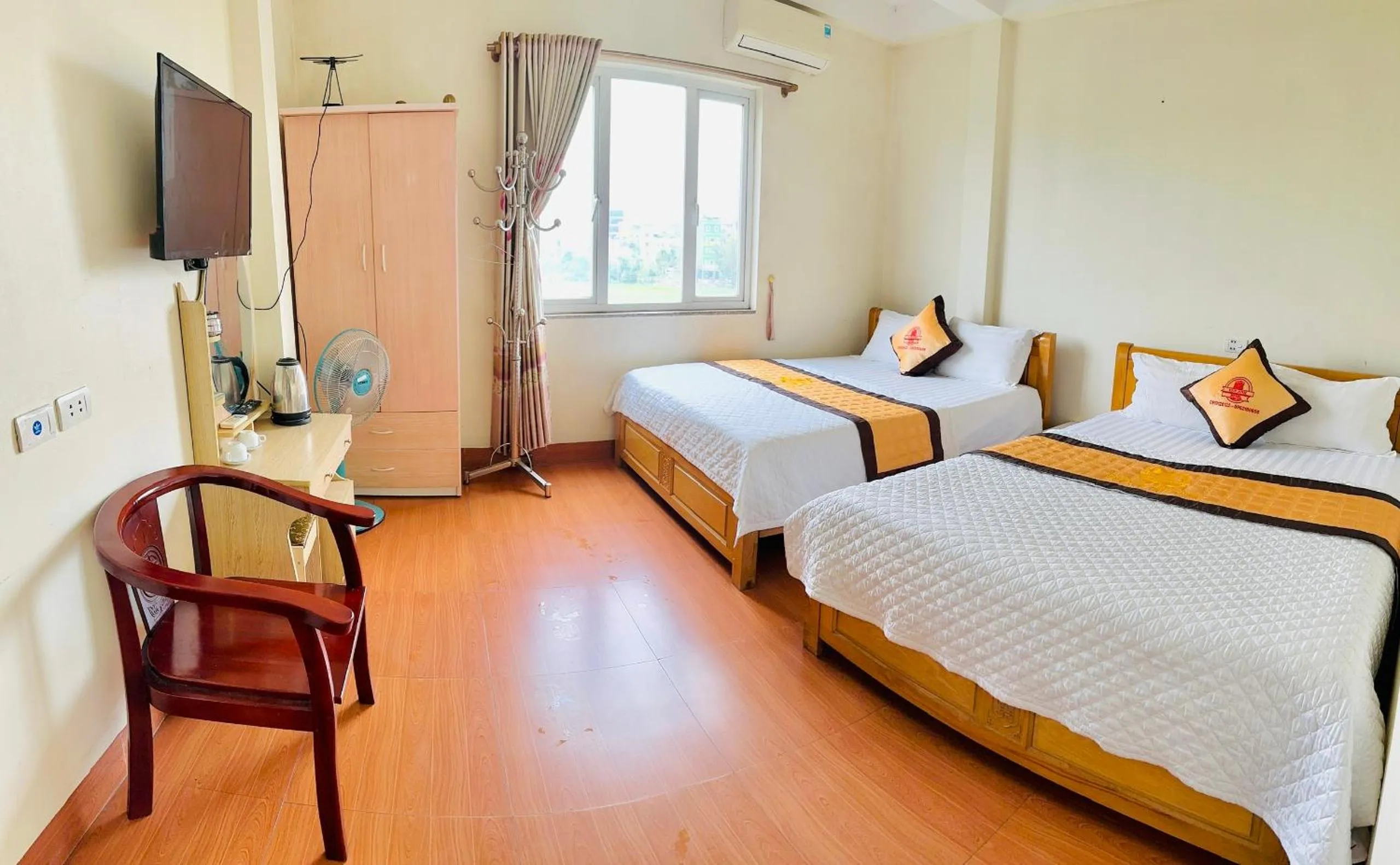 Bed in Van Anh Hotel