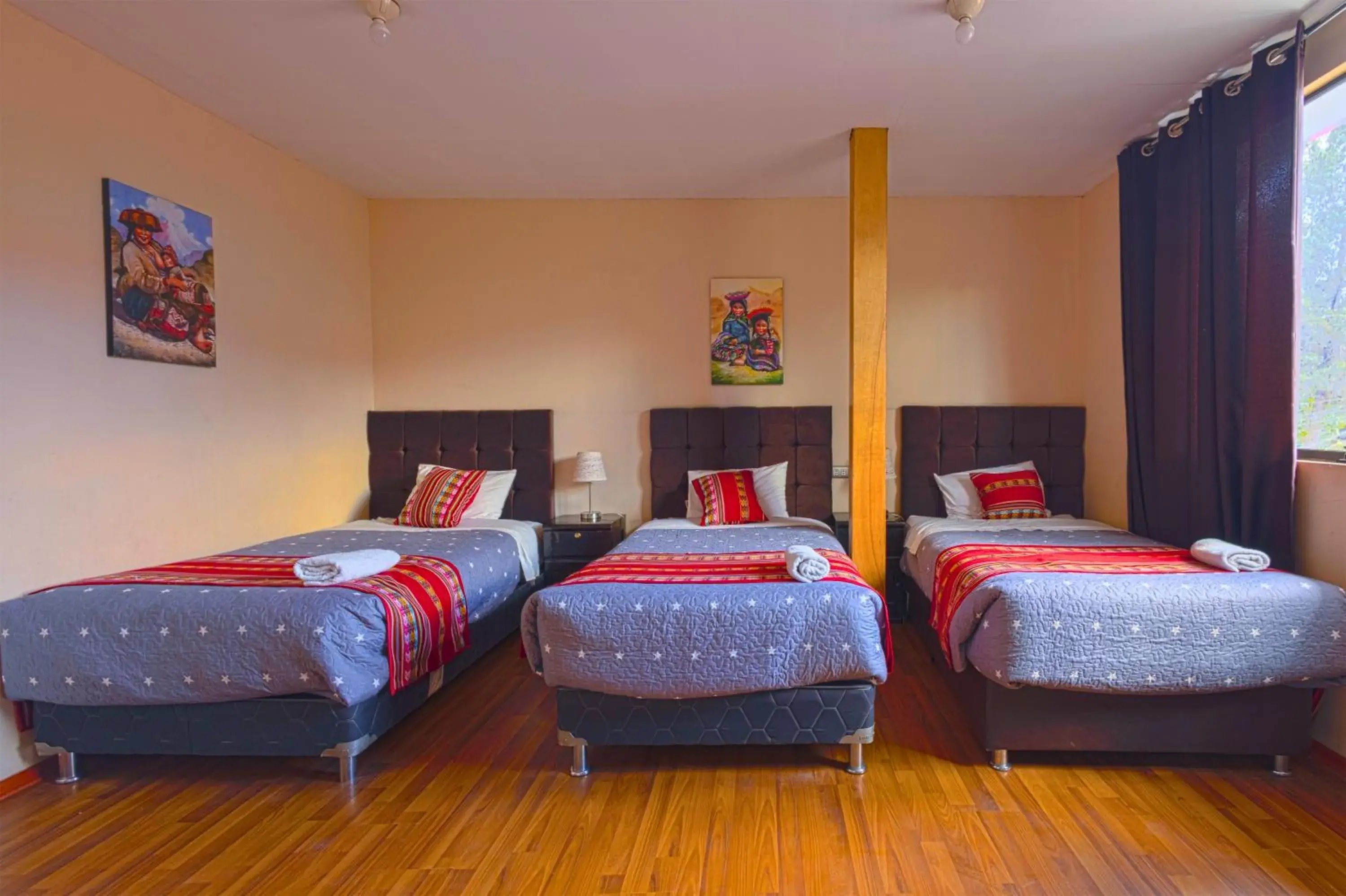 Triple Room with Private Bathroom in Hermoza House Triple Room with Private Bathroom in Hermoza House