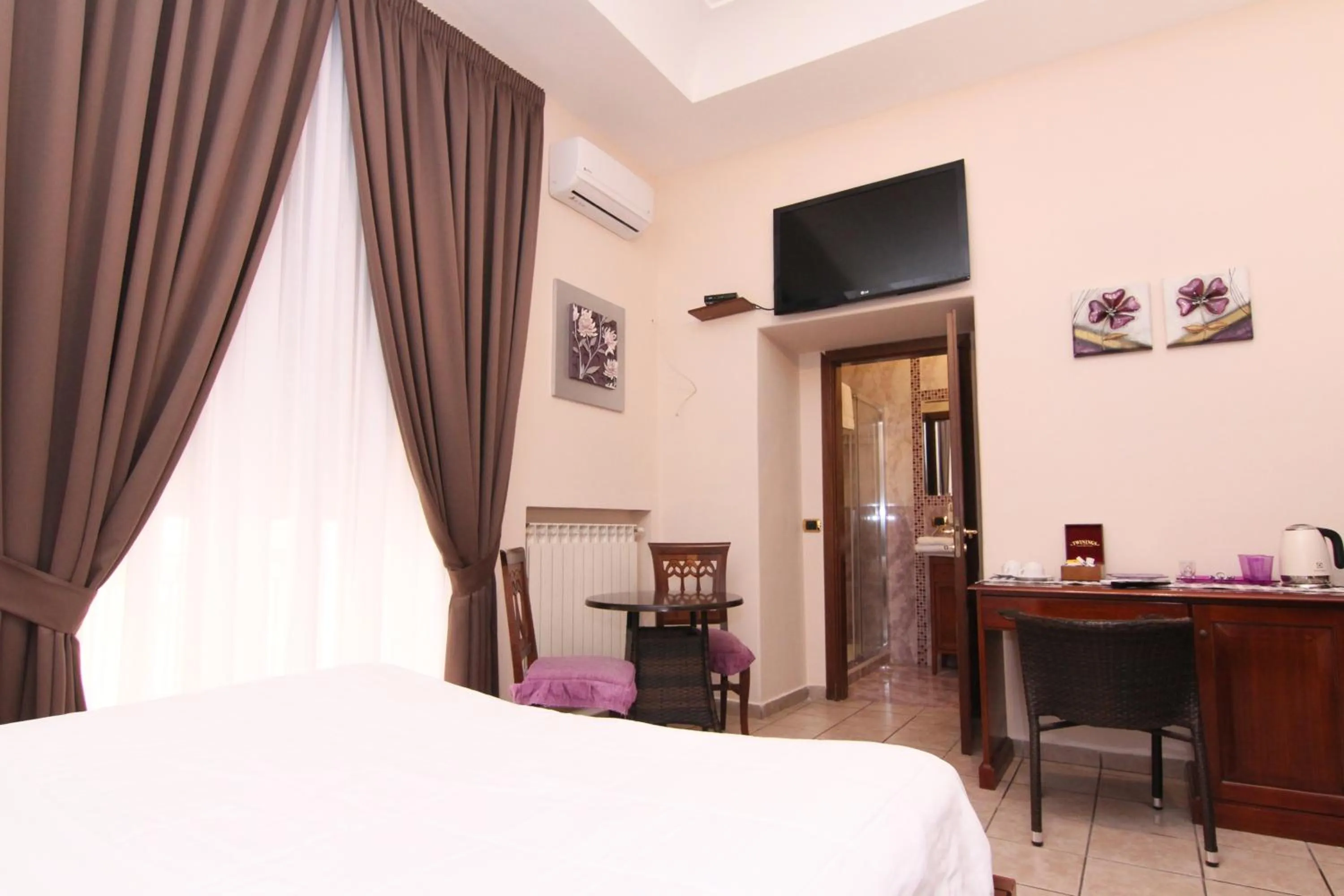 Bed in B&B Del Corso