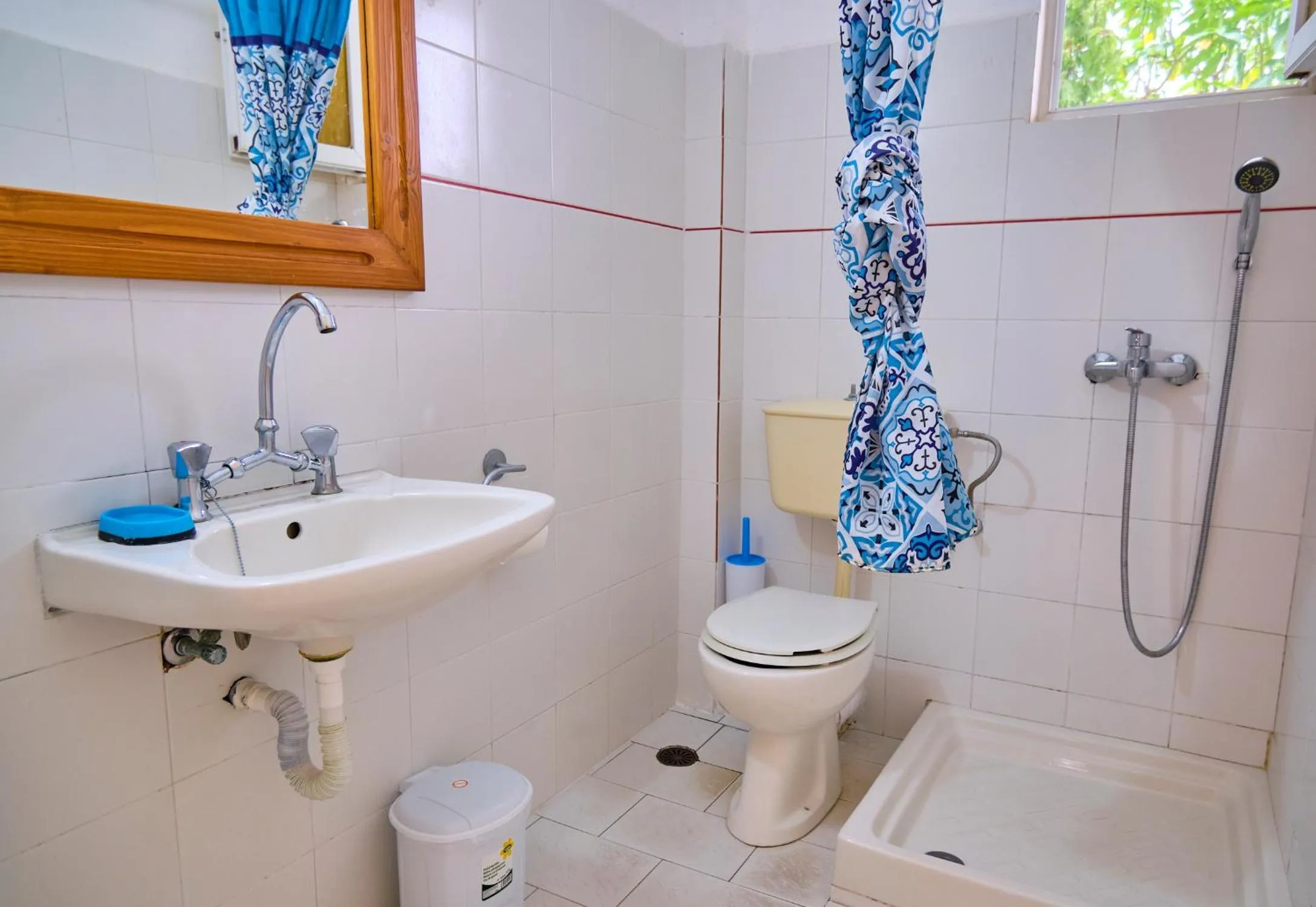 Shower in Maro Apartments Arillas Corfu