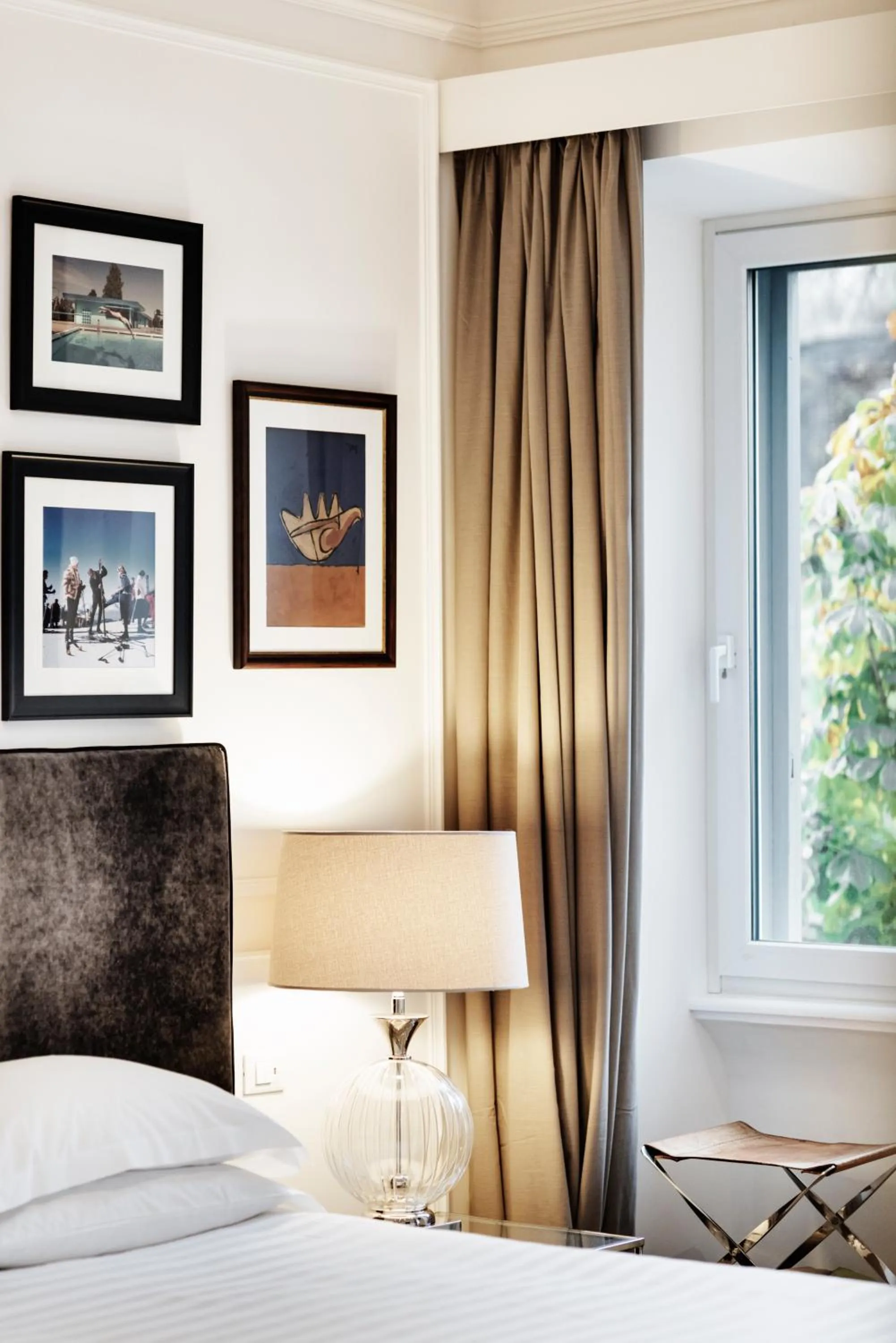 Decorative detail, Bed in The Shire Hotel